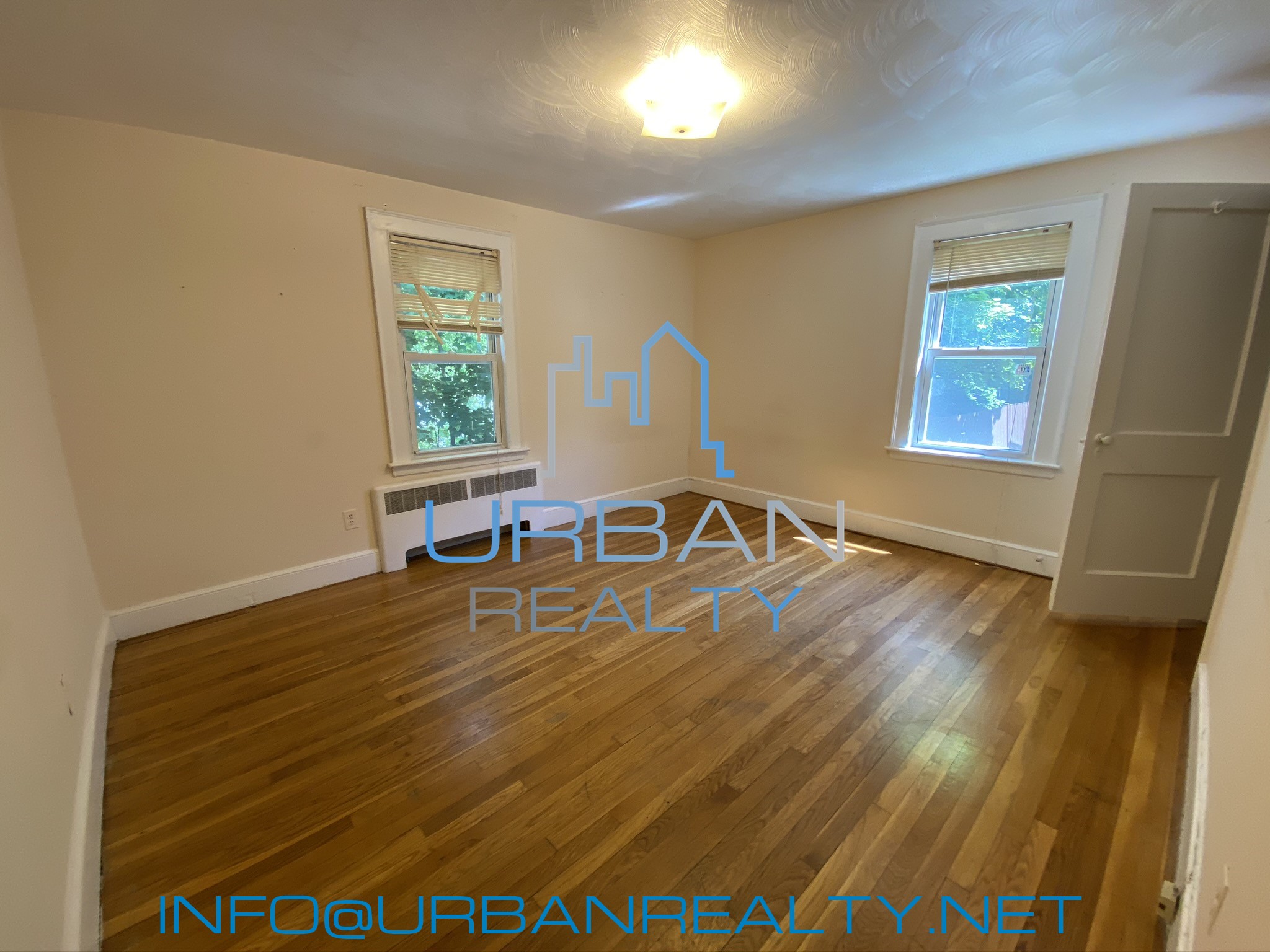 100 Undine Rd, Brighton