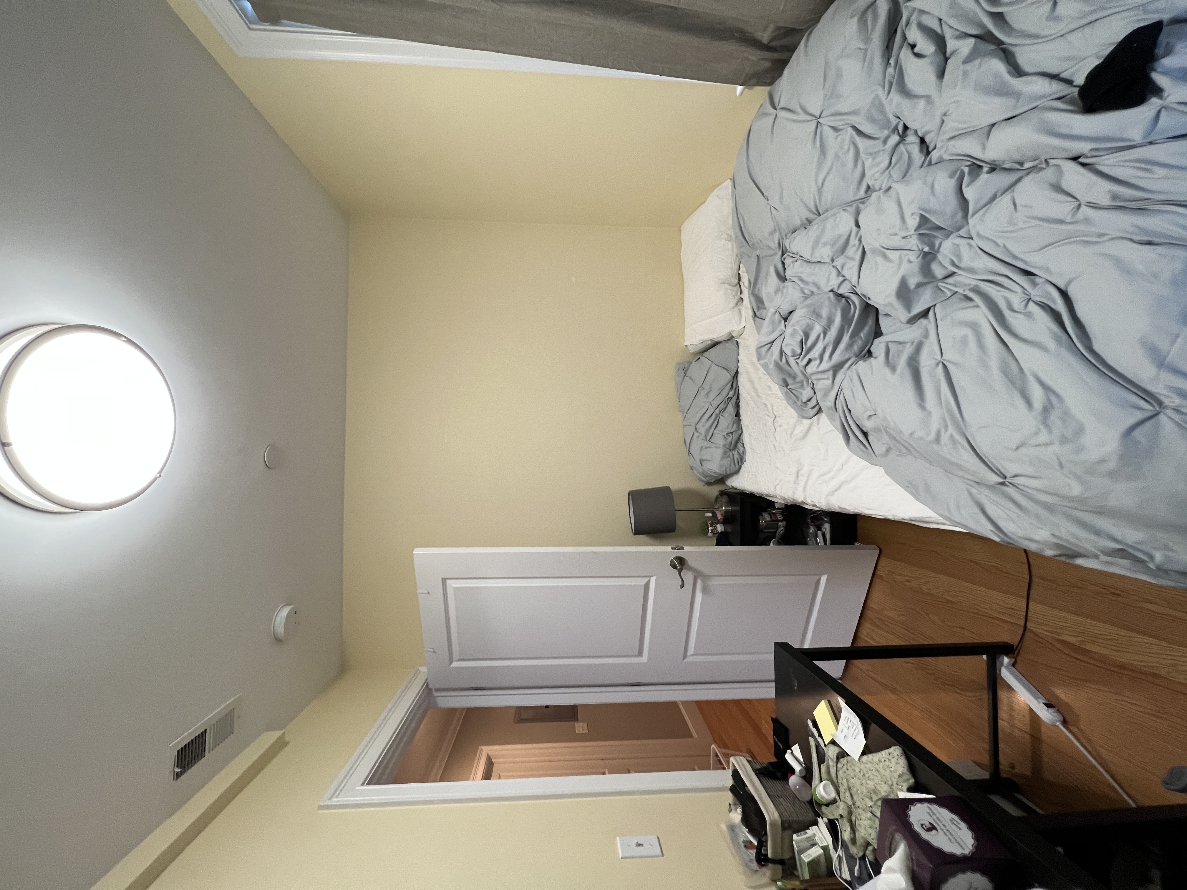 183 River, Central Square