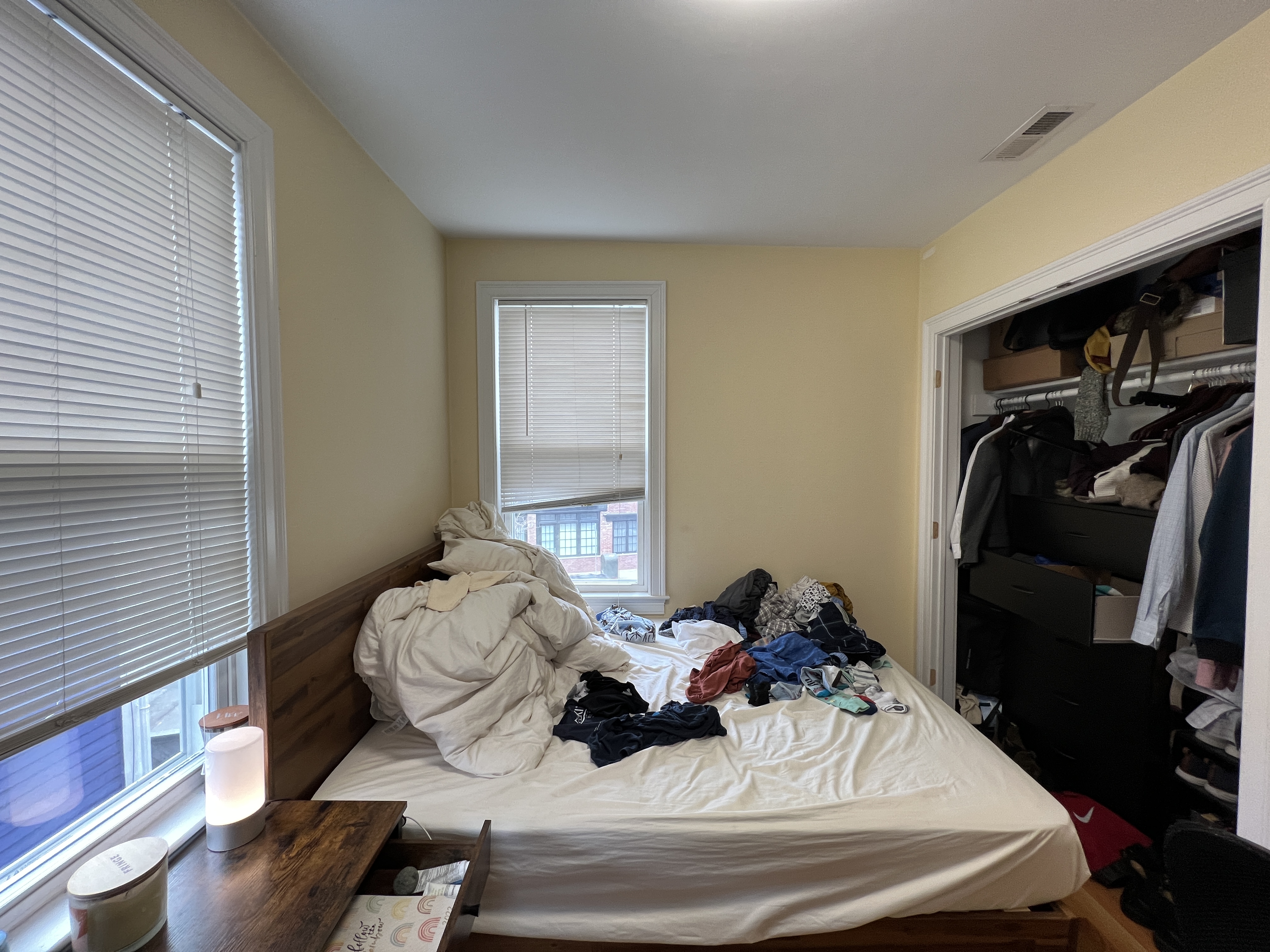 183 River, Central Square