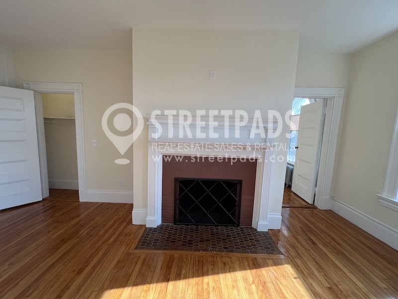 2 Ware St, Jamaica Plain