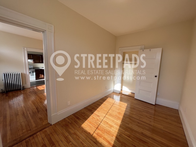 2 Ware St, Jamaica Plain