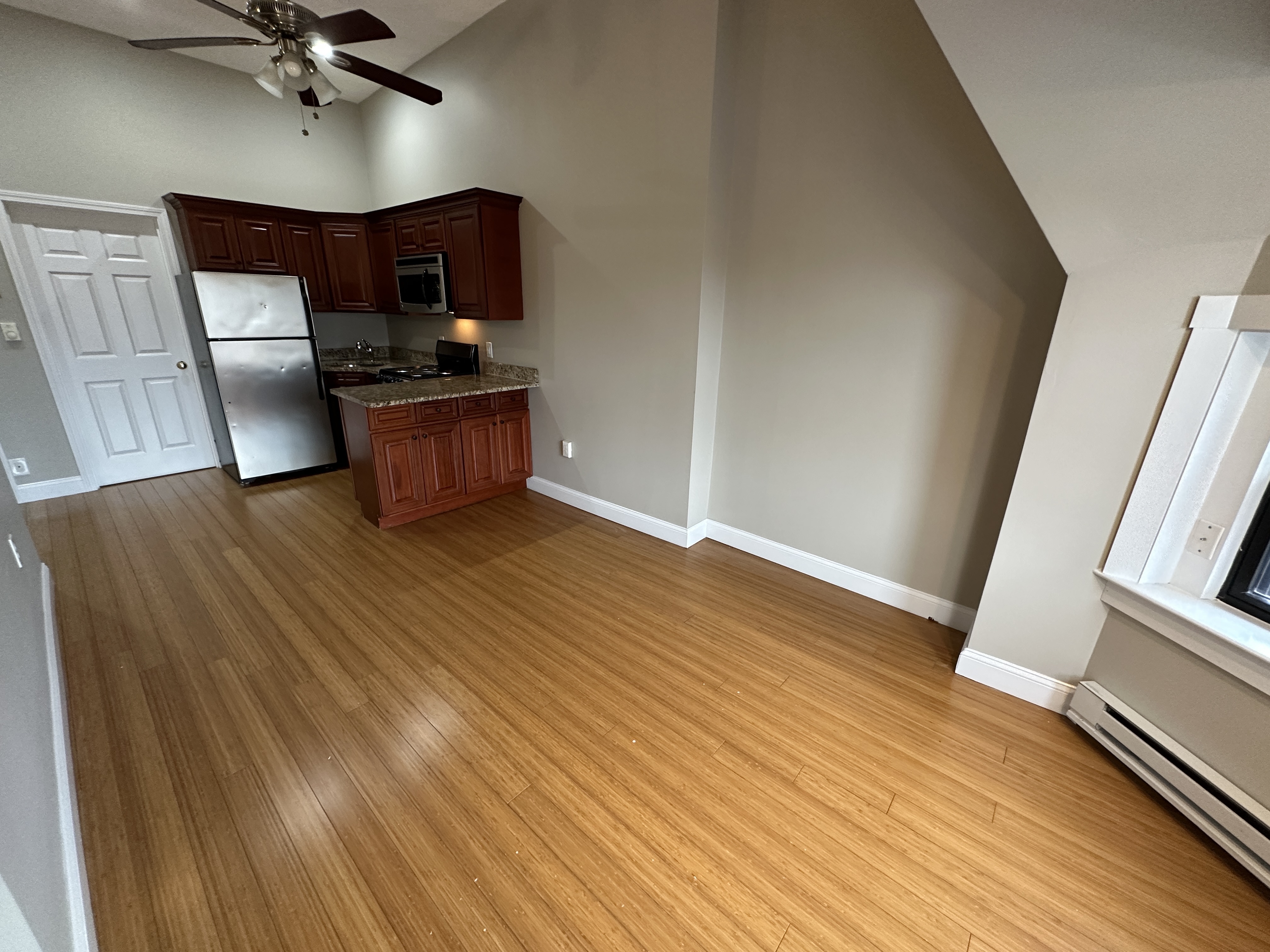 250 Newbury St, Back Bay