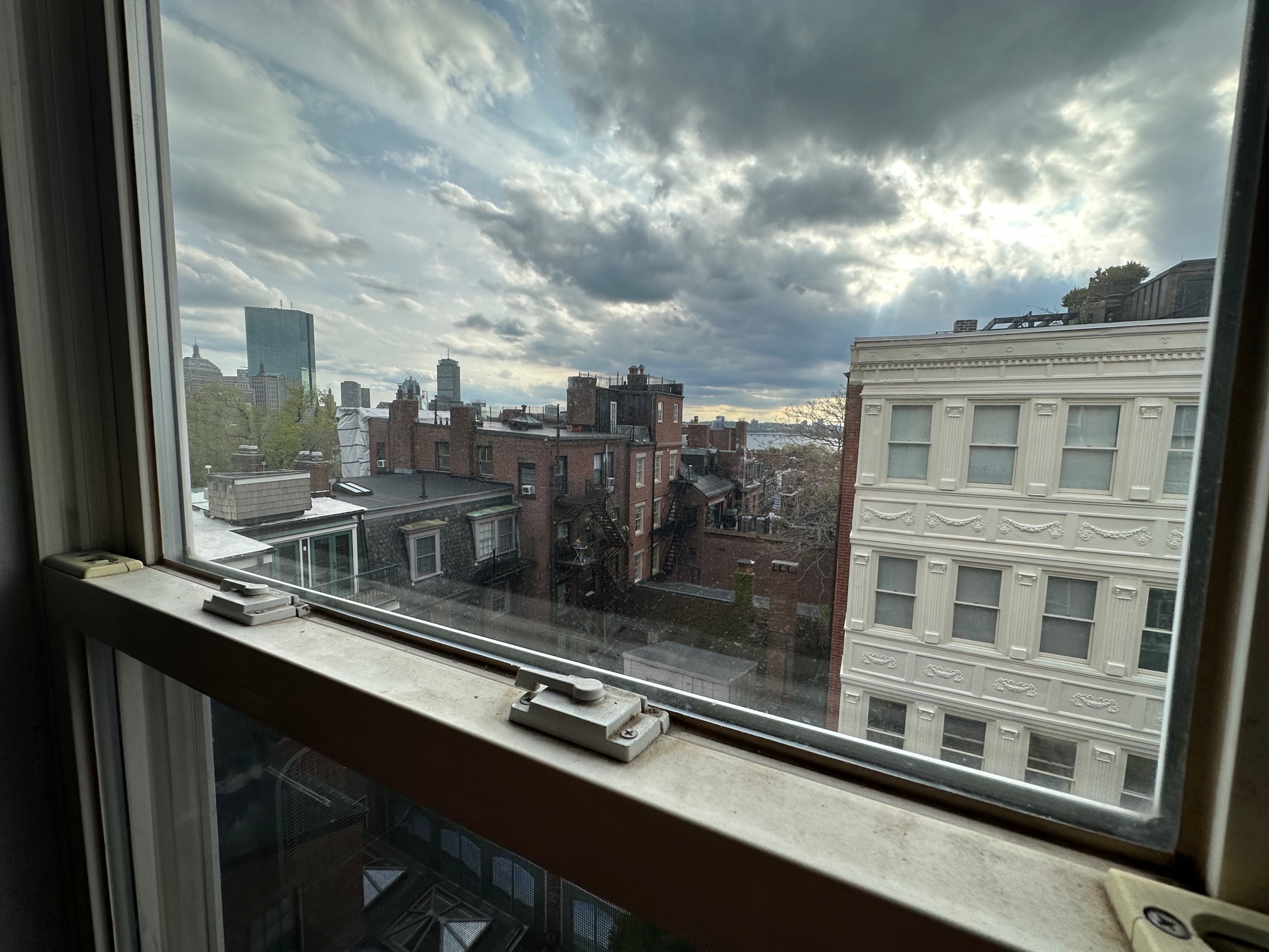 108 Myrtle St, Beacon Hill