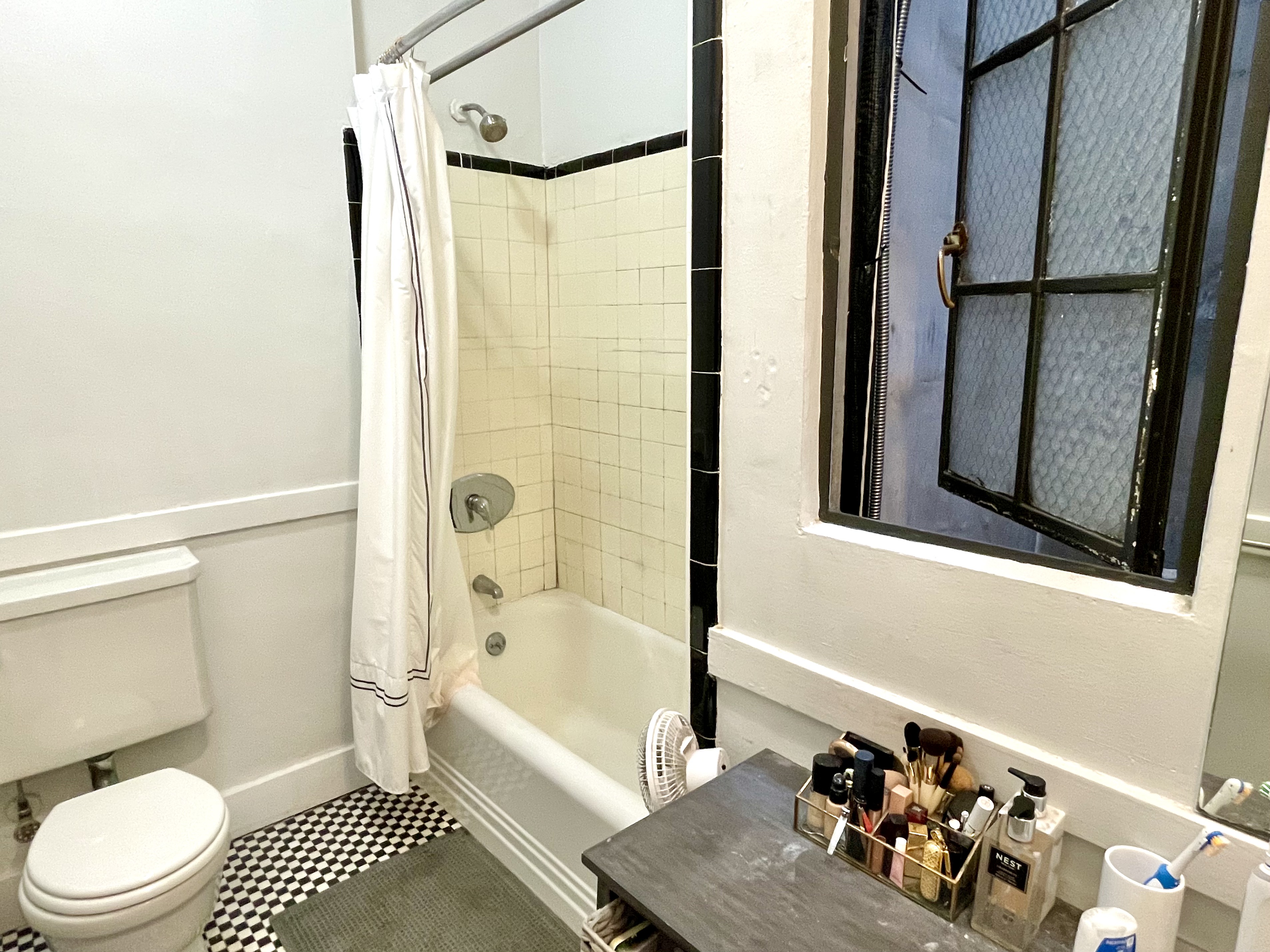 140 Marlborough St, Back Bay