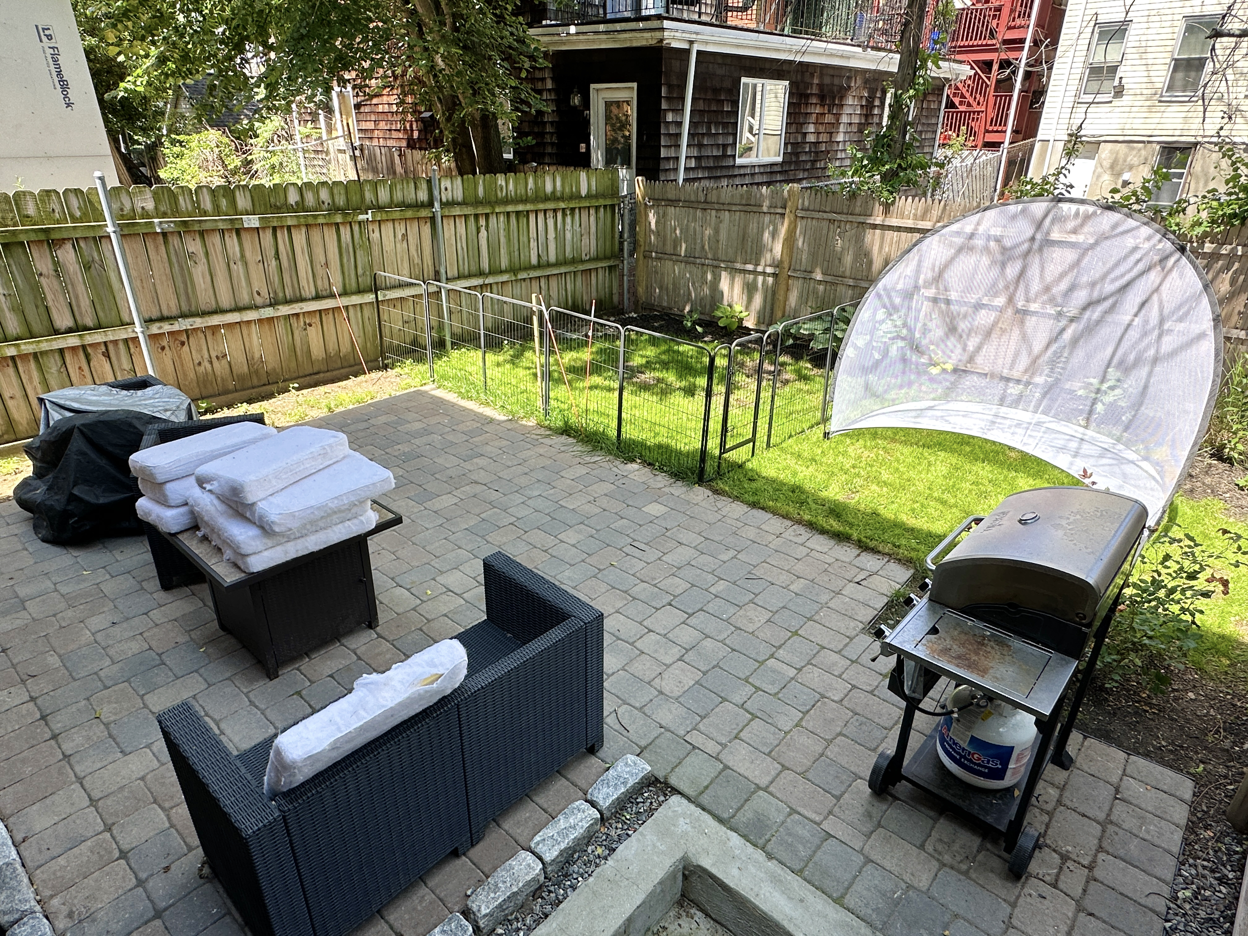 216 Havre St, East Boston