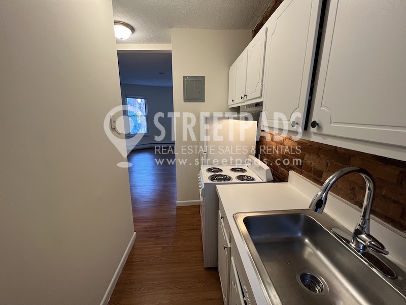 74 Huntington Ave, Jamaica Plain