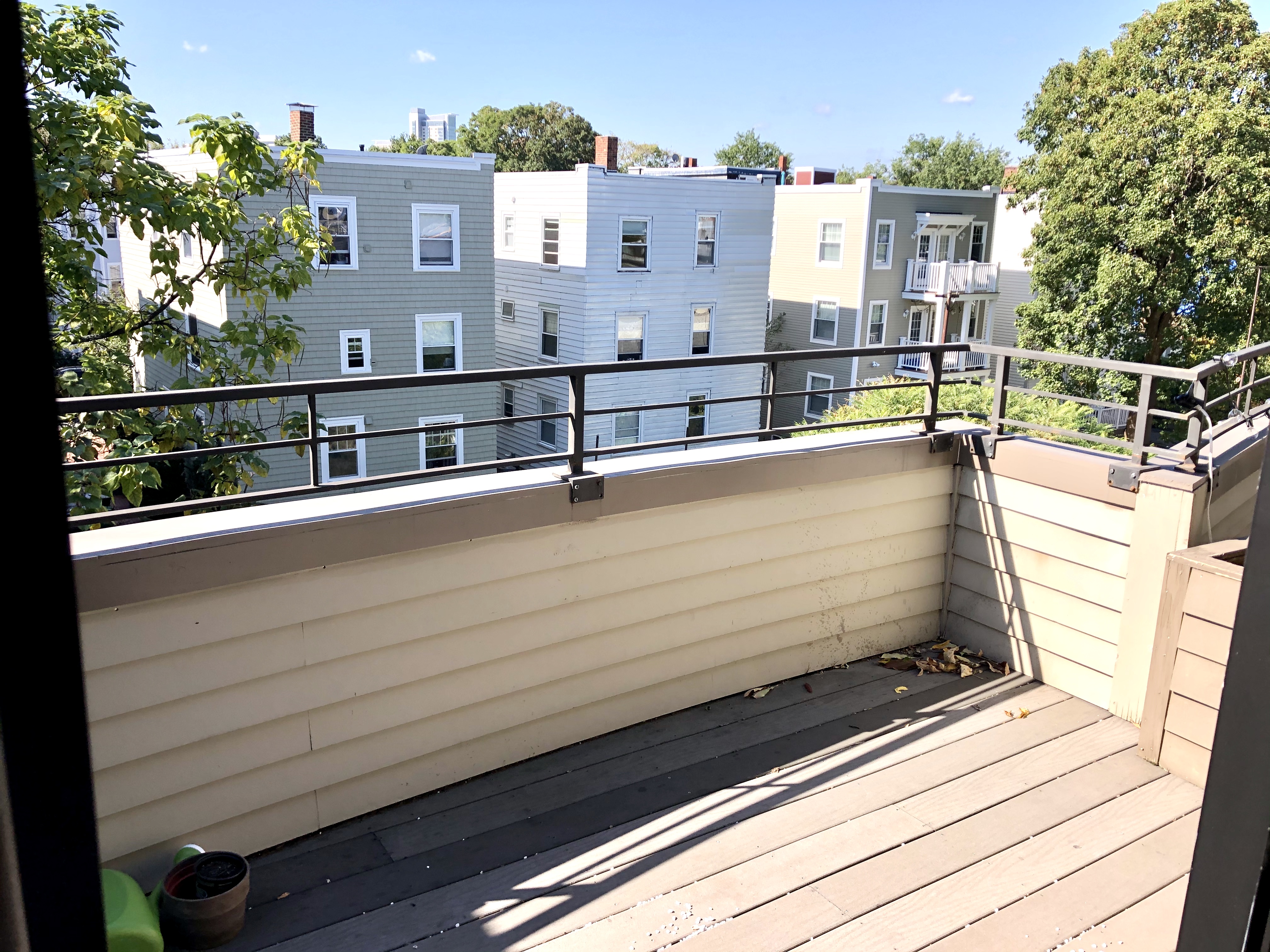 72 Hamilton St, Cambridgeport