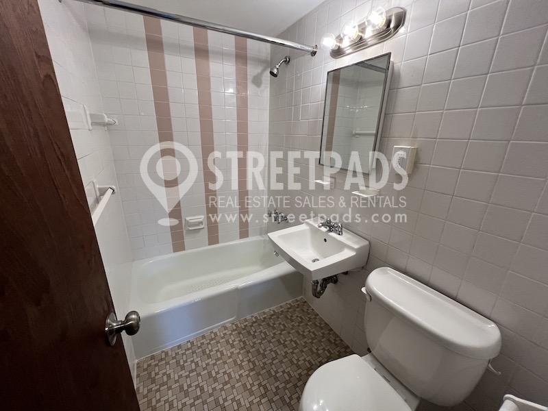 74 Huntington Ave, Jamaica Plain