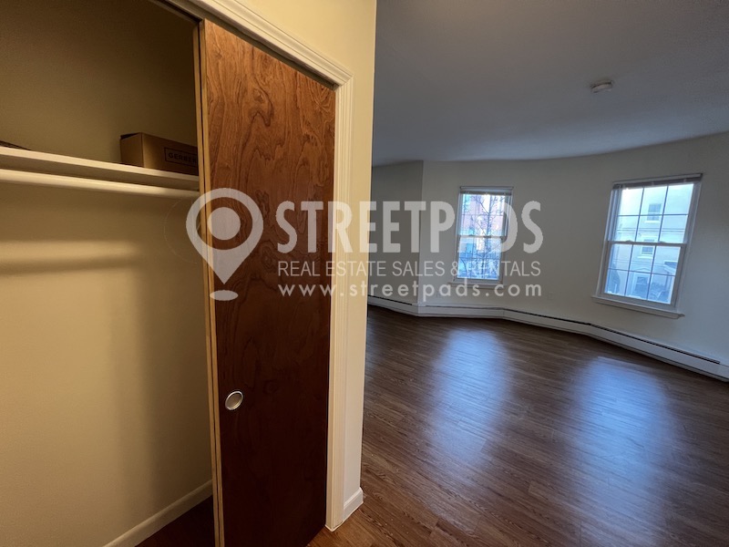 74 Huntington Ave, Jamaica Plain