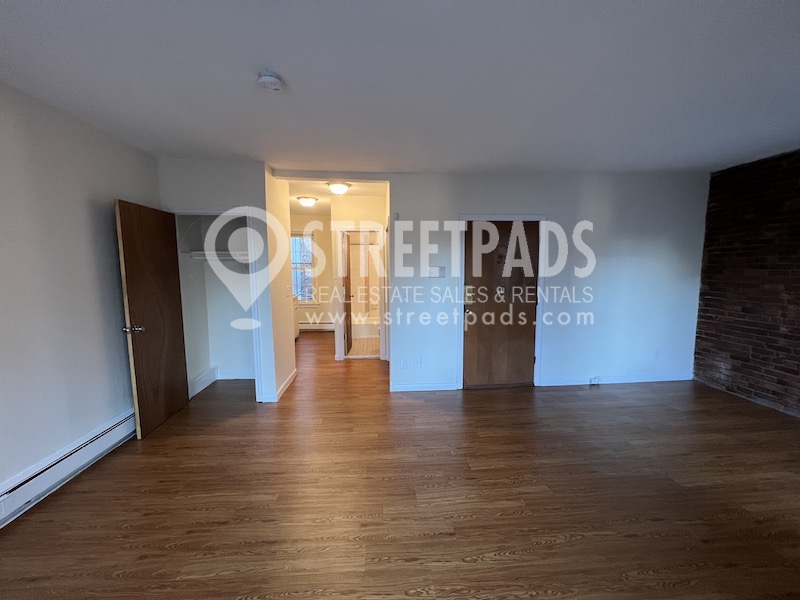 74 Huntington Ave, Jamaica Plain