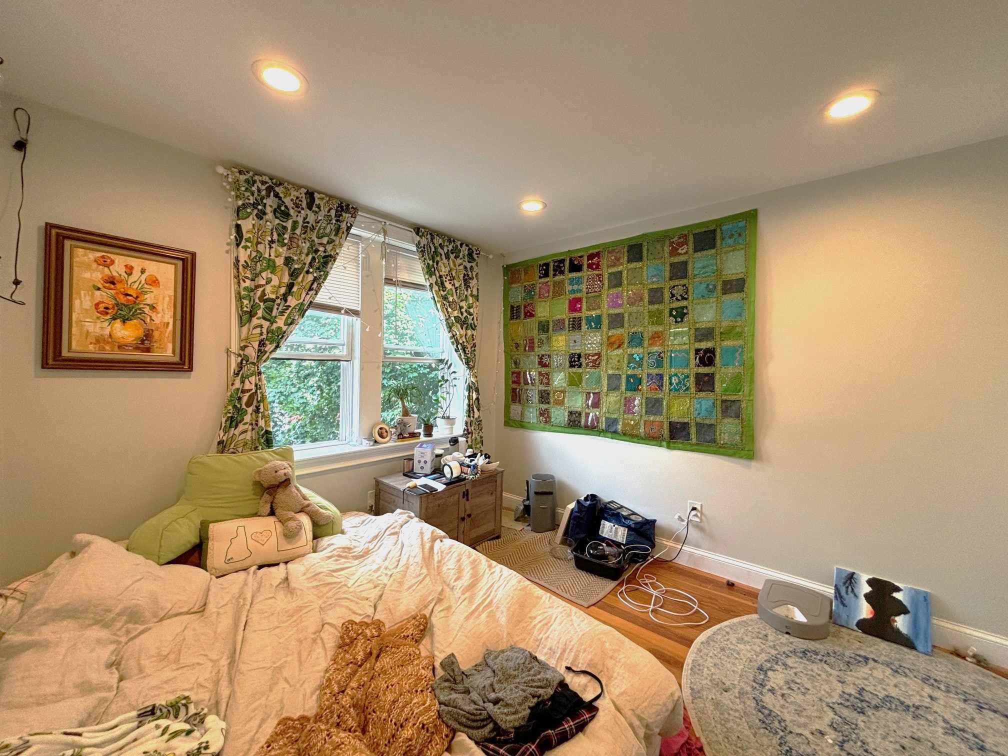 1139 Broadway, Teele Square