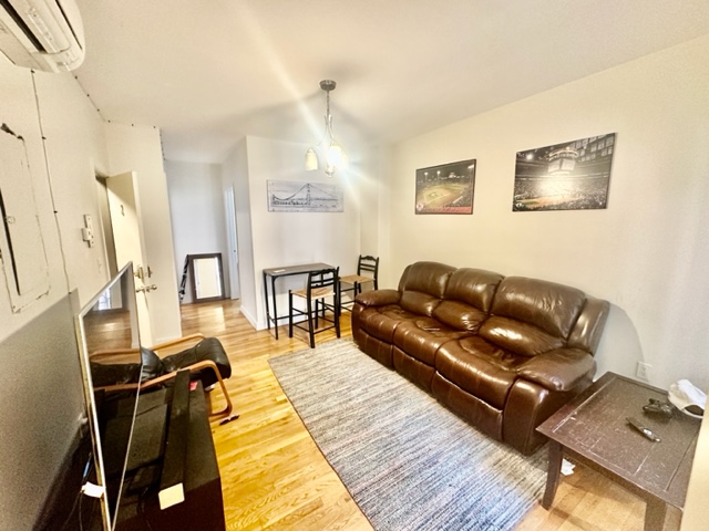 172 Salem St, North End