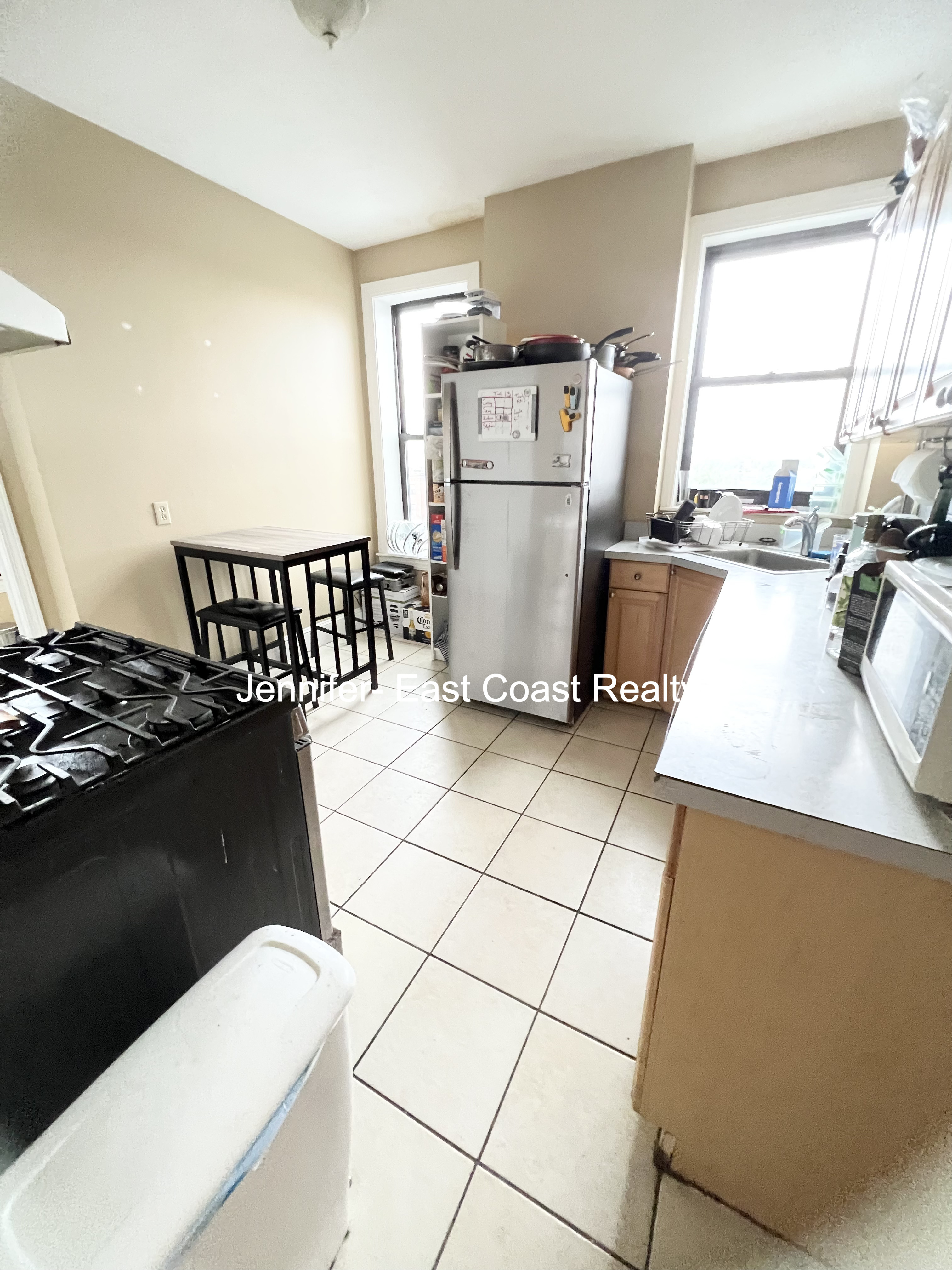 17 Highgate St, Allston