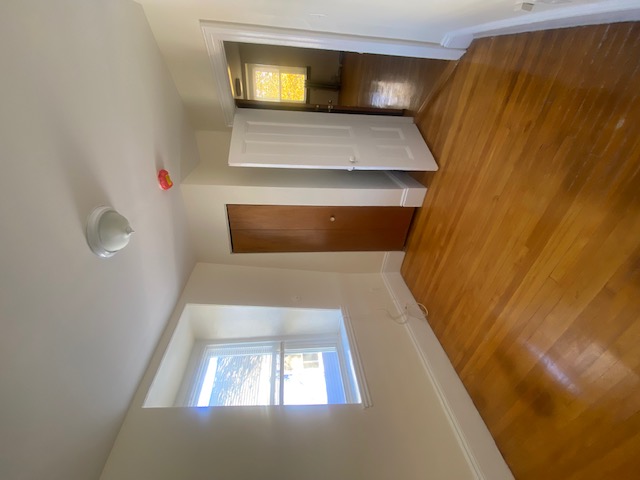 9 Moore St, Davis Square