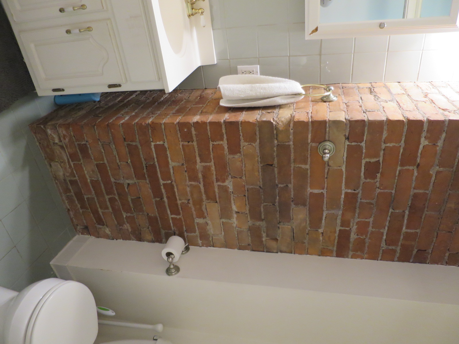 16 Park Ave, Davis Square