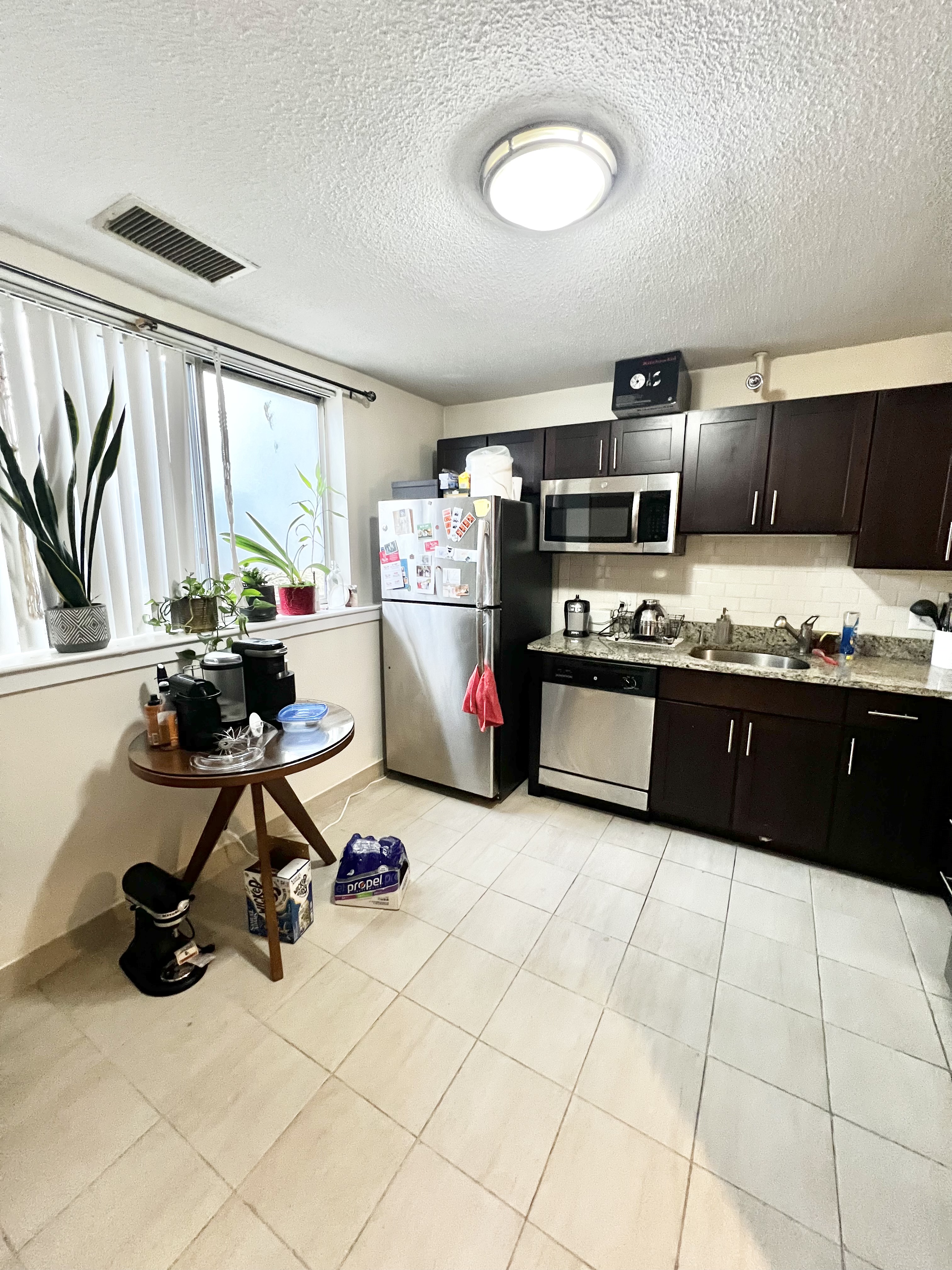 140 North Beacon St, Oak Square