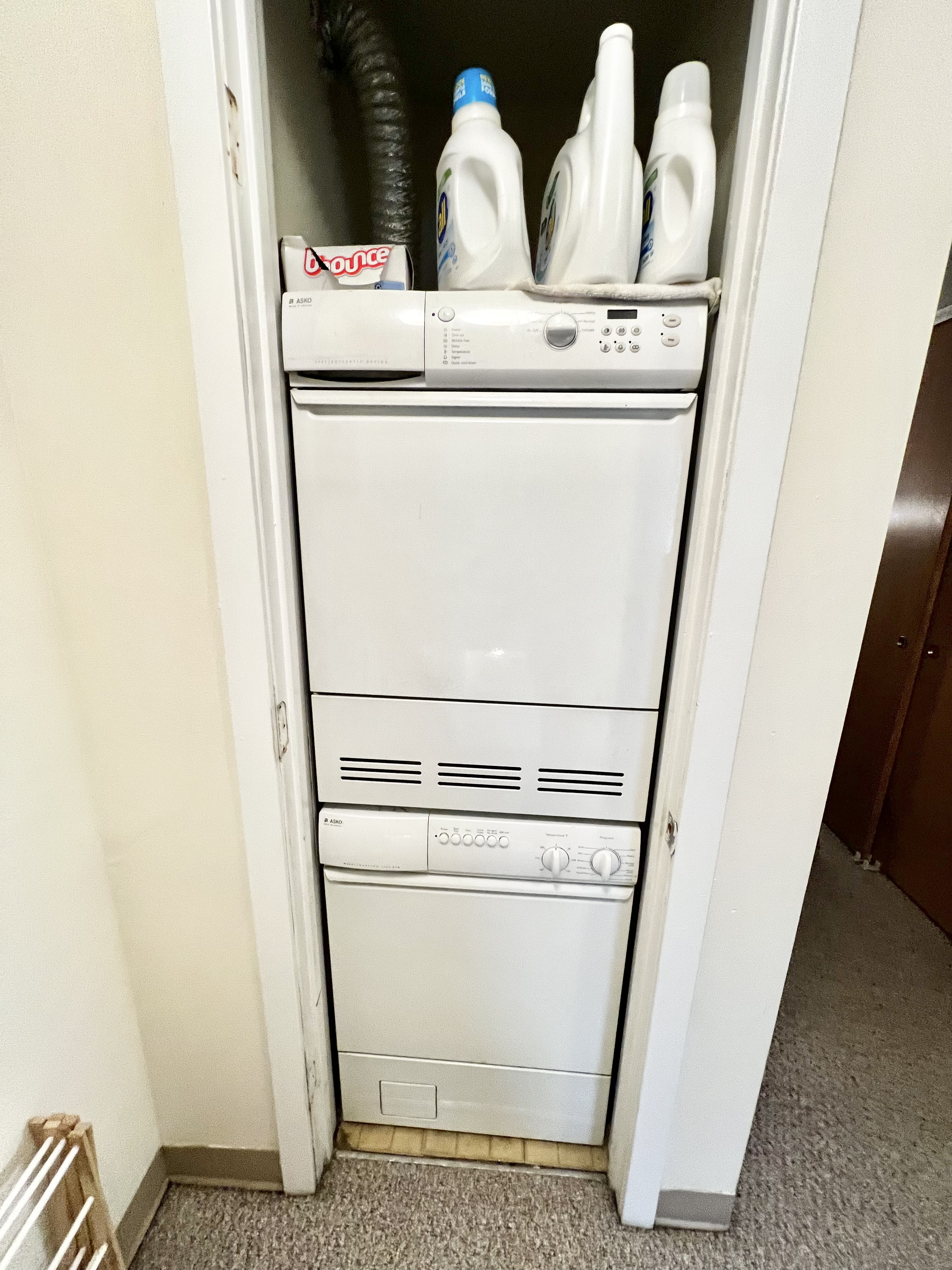 140 North Beacon St, Oak Square