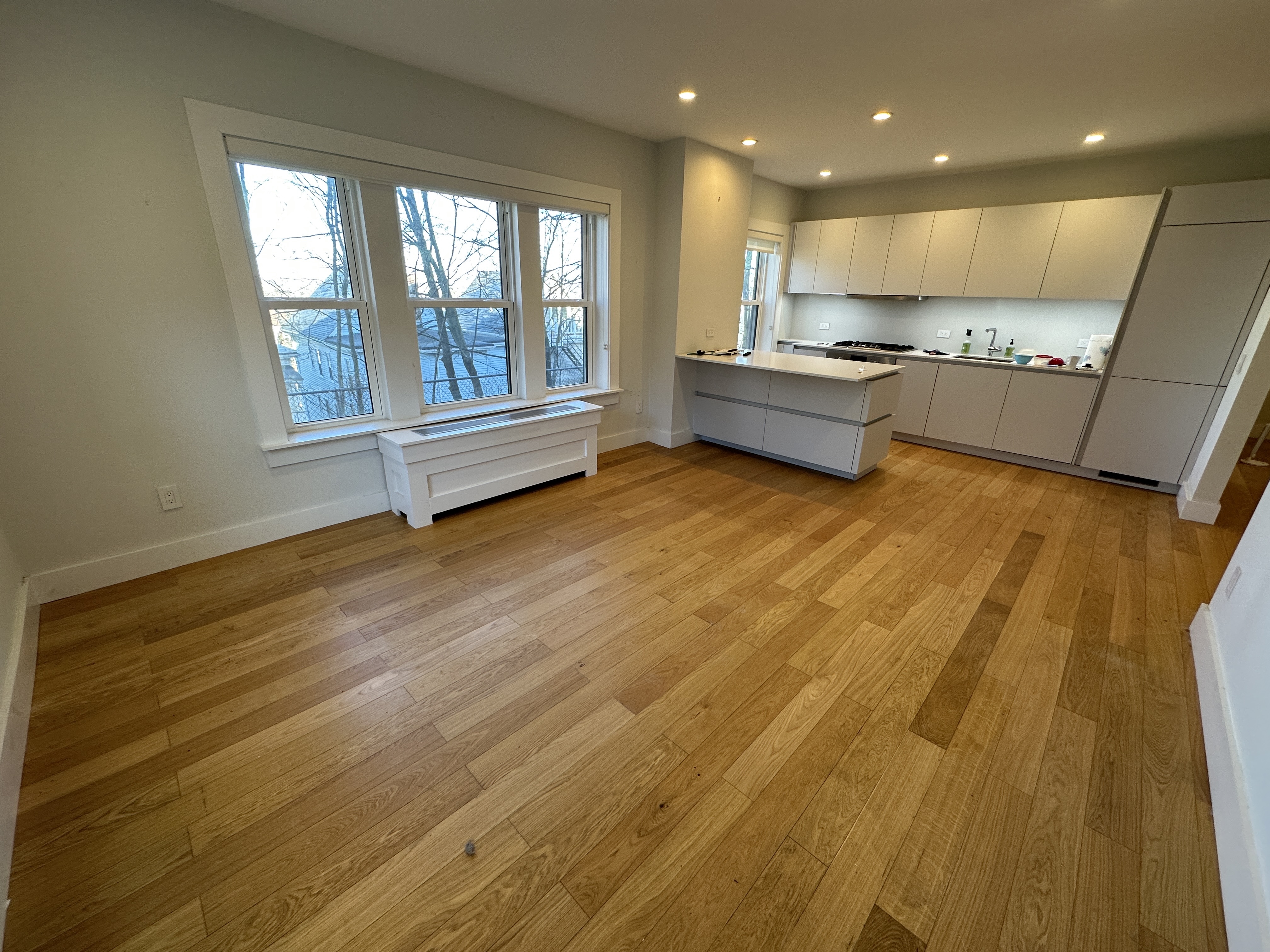 123 Highland Ave, Winter Hill