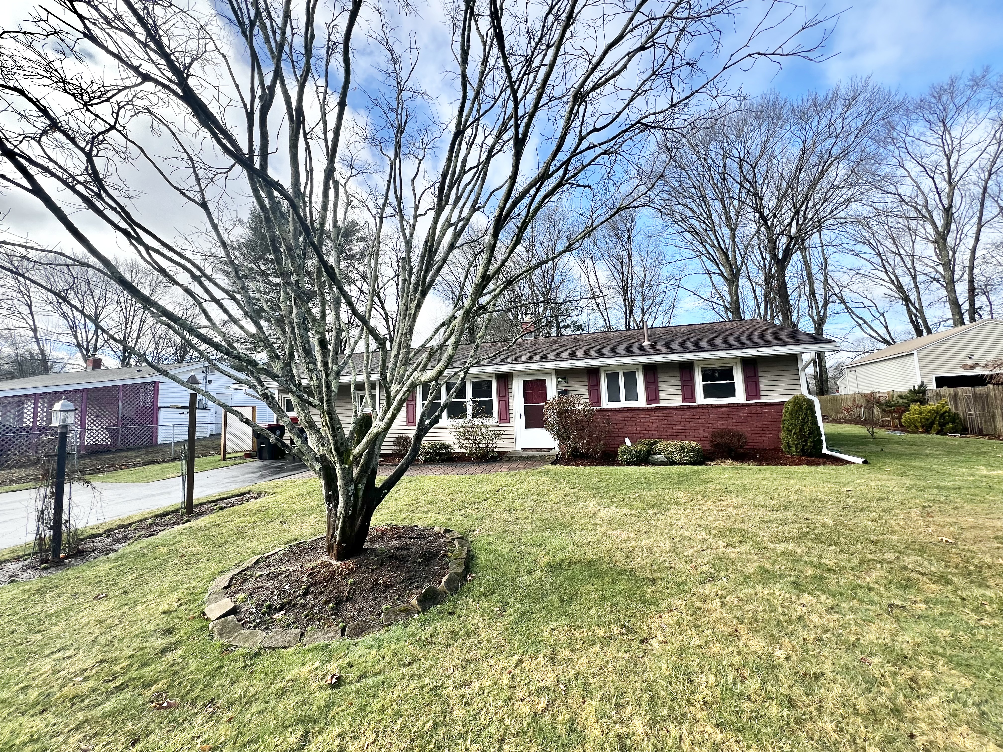 216 Elsie Rd, Brockton