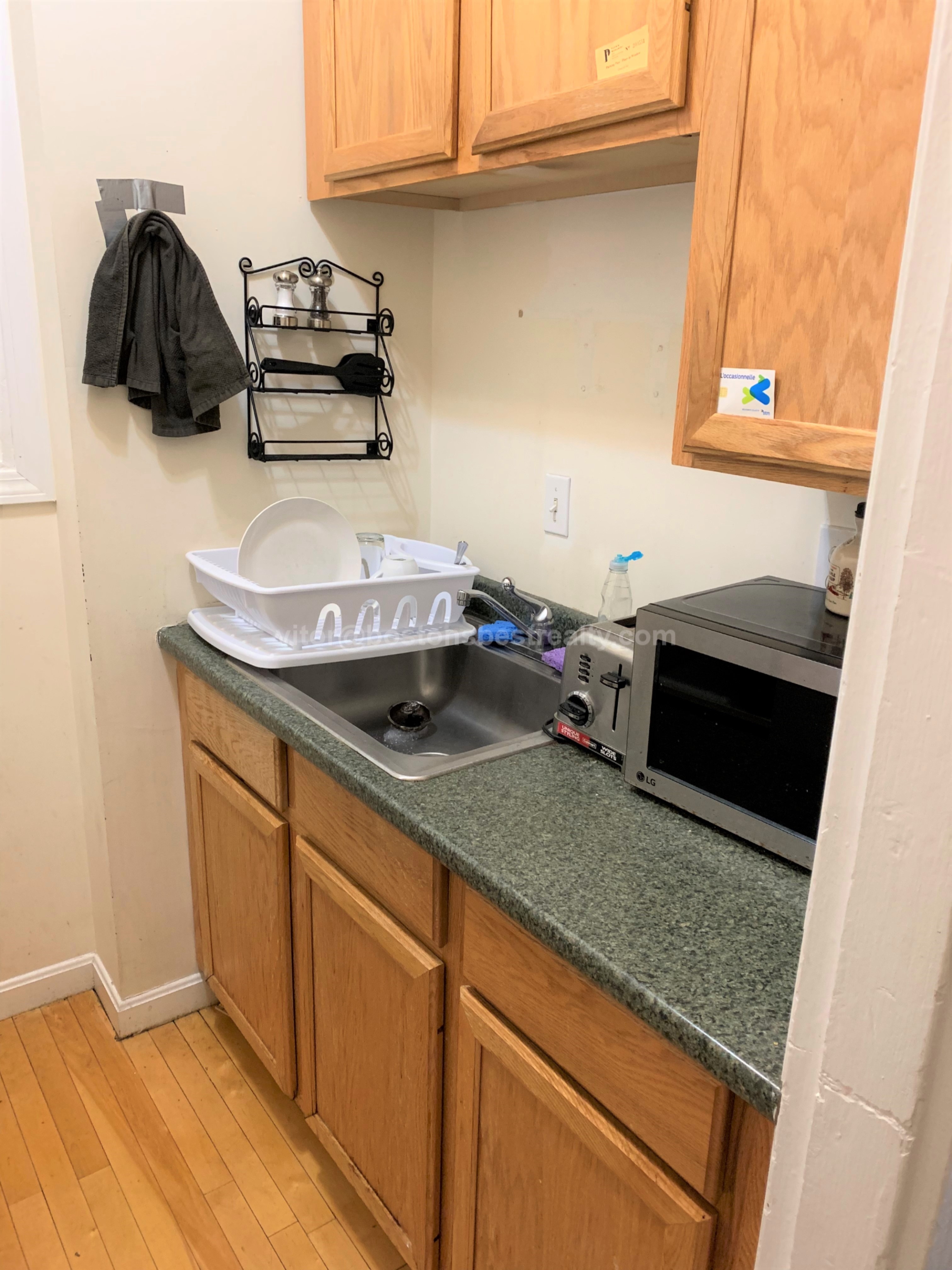 1318 Commonwealth Ave, Allston