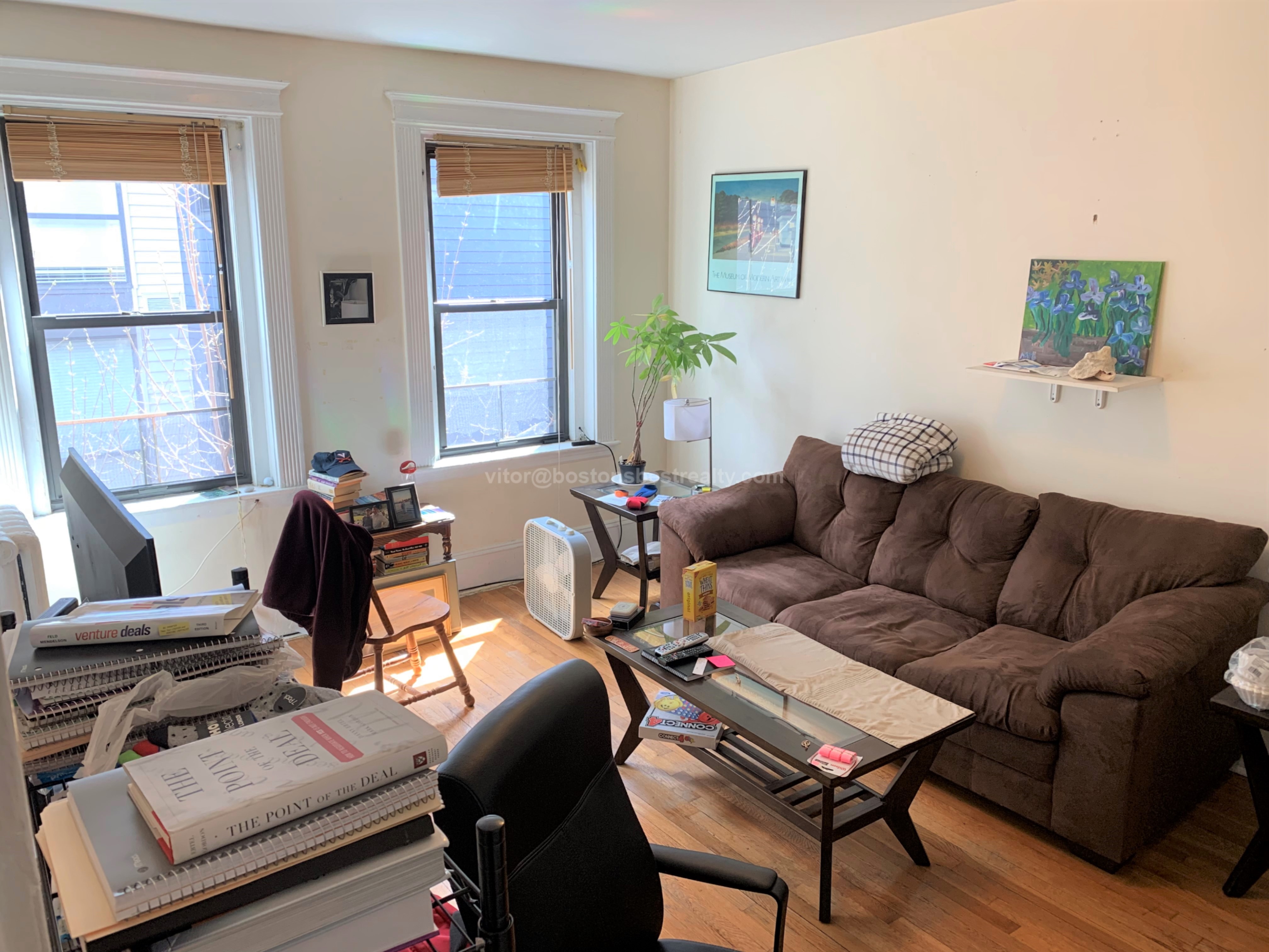 1318 Commonwealth Ave, Allston