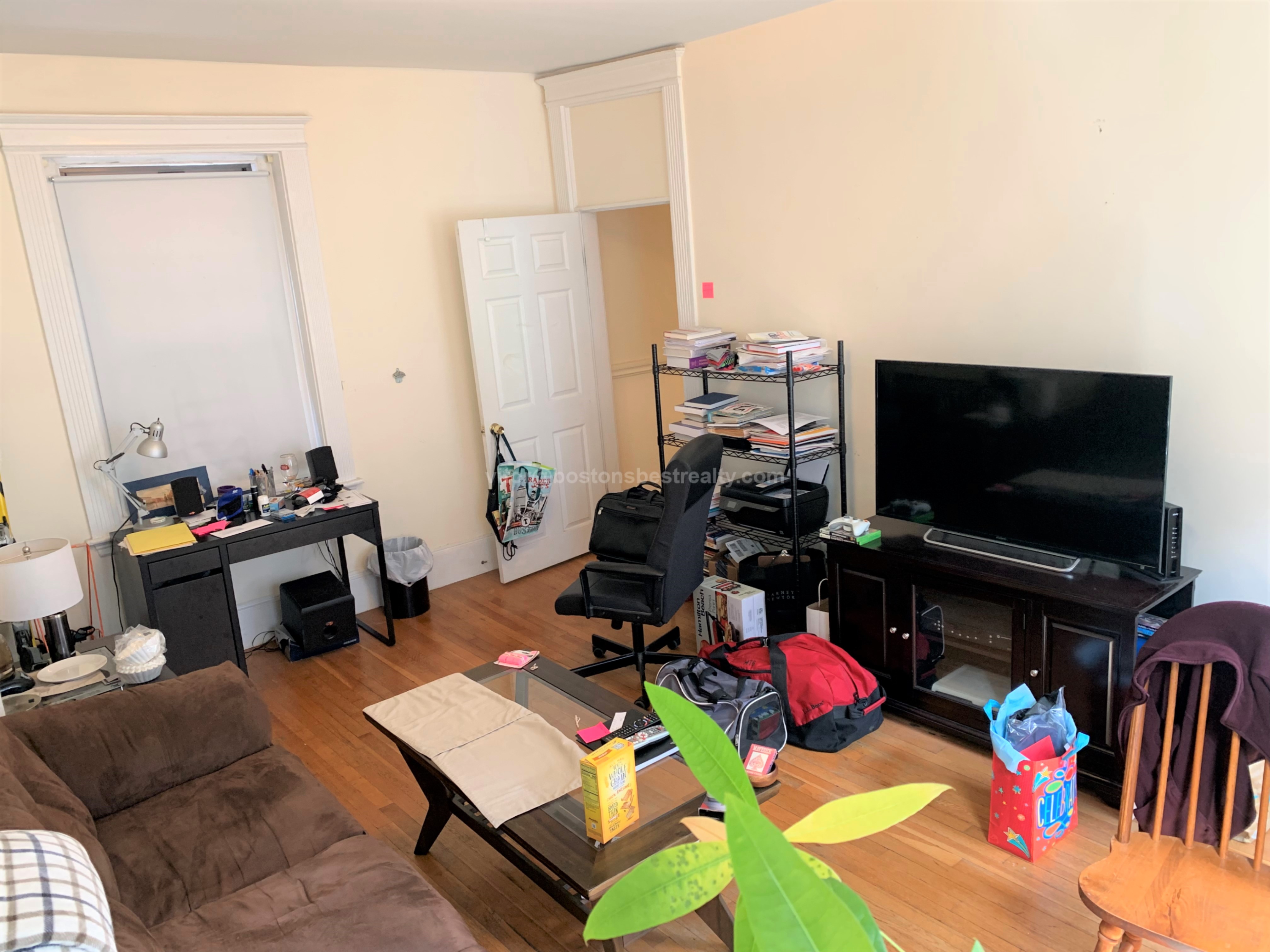 1318 Commonwealth Ave, Allston