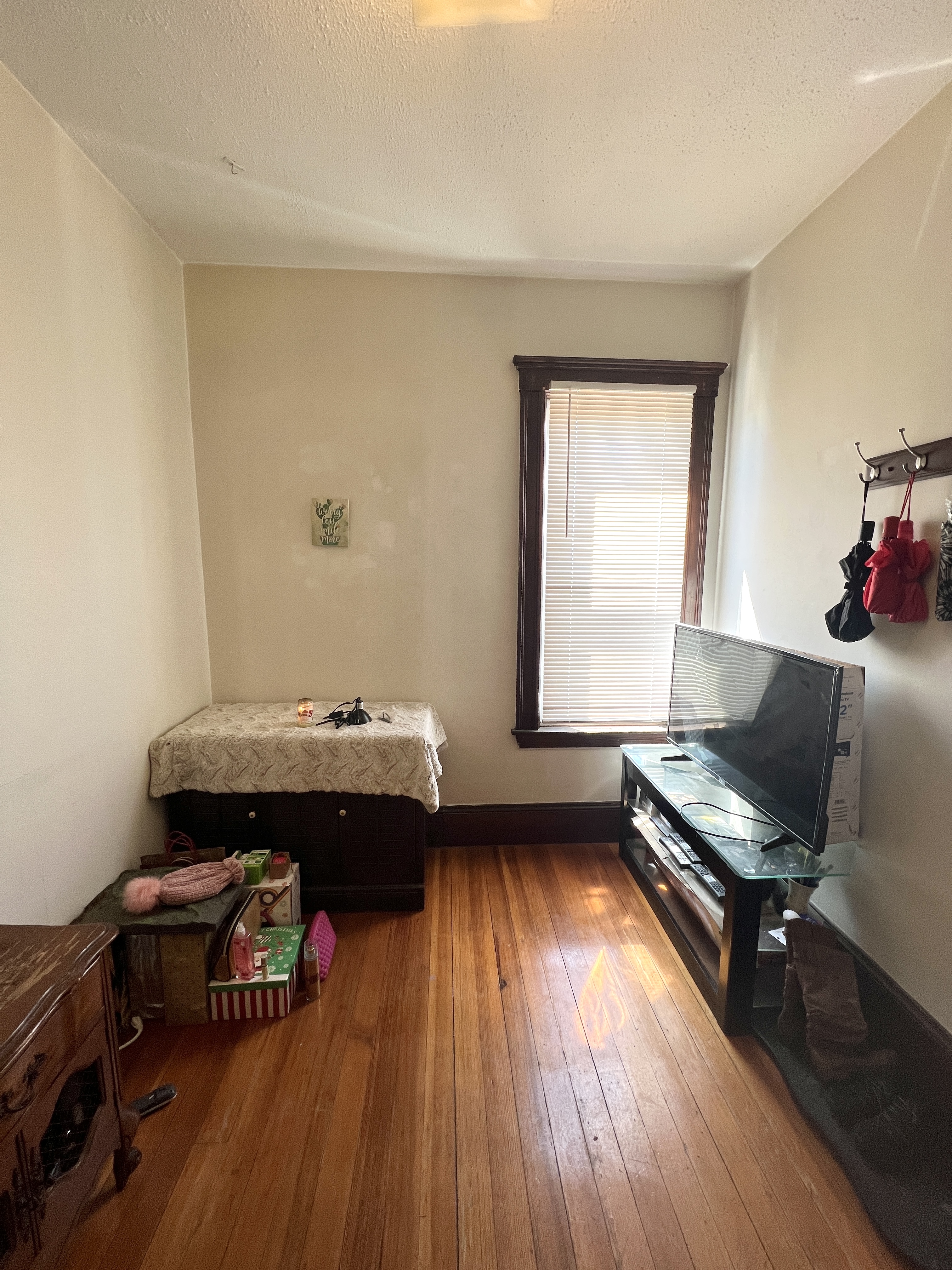 223 Holland St, Teele Square