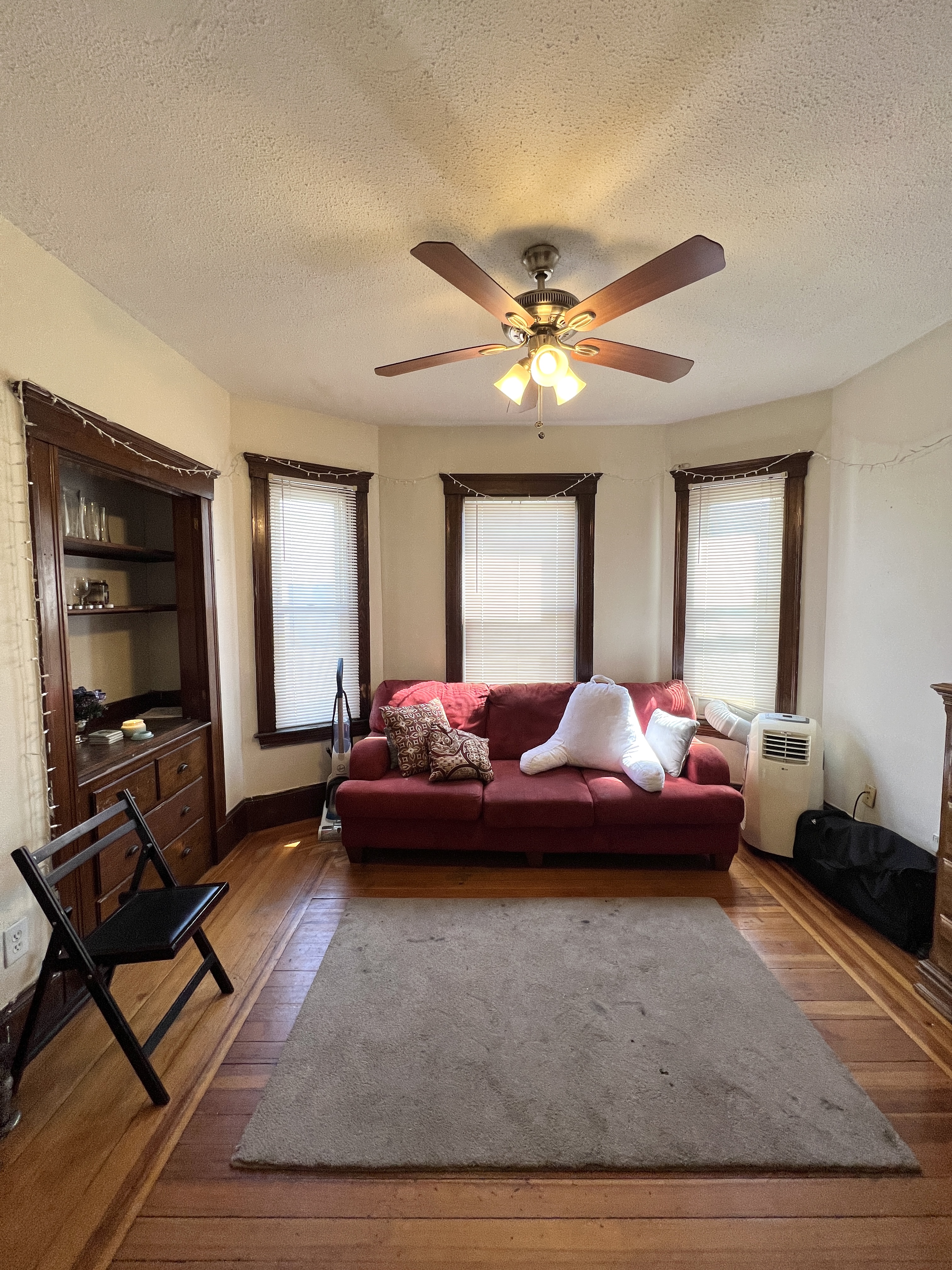 223 Holland St, Teele Square