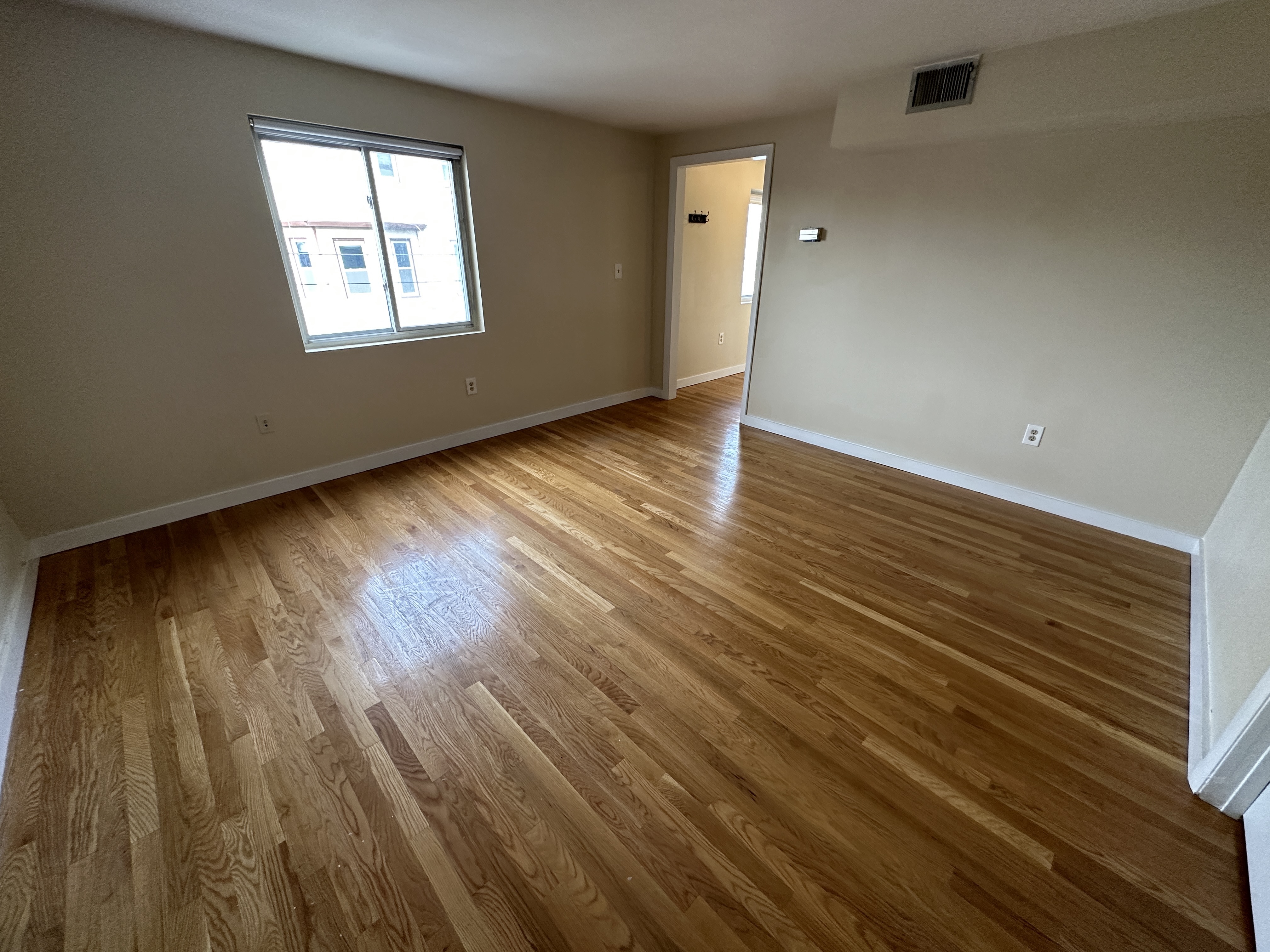 385 Dorchester St, South Boston