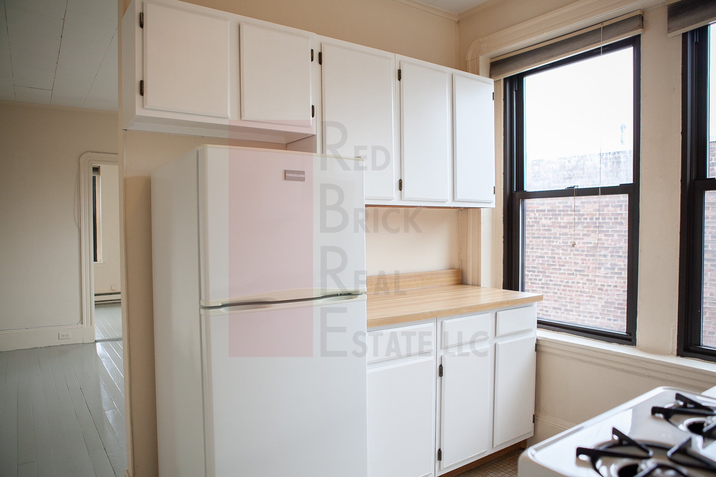 82 West Cedar St, Beacon Hill