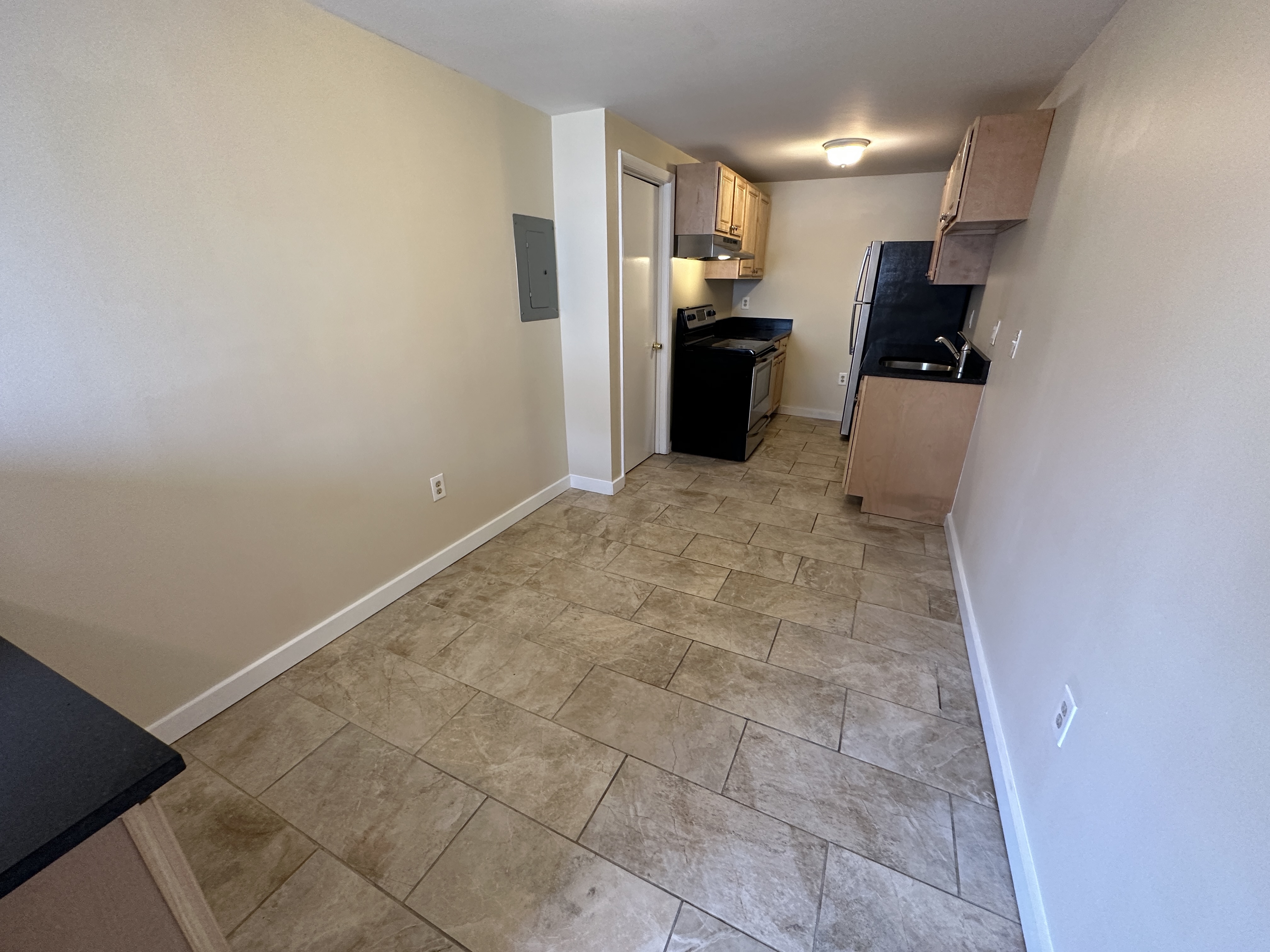 385 Dorchester St, South Boston