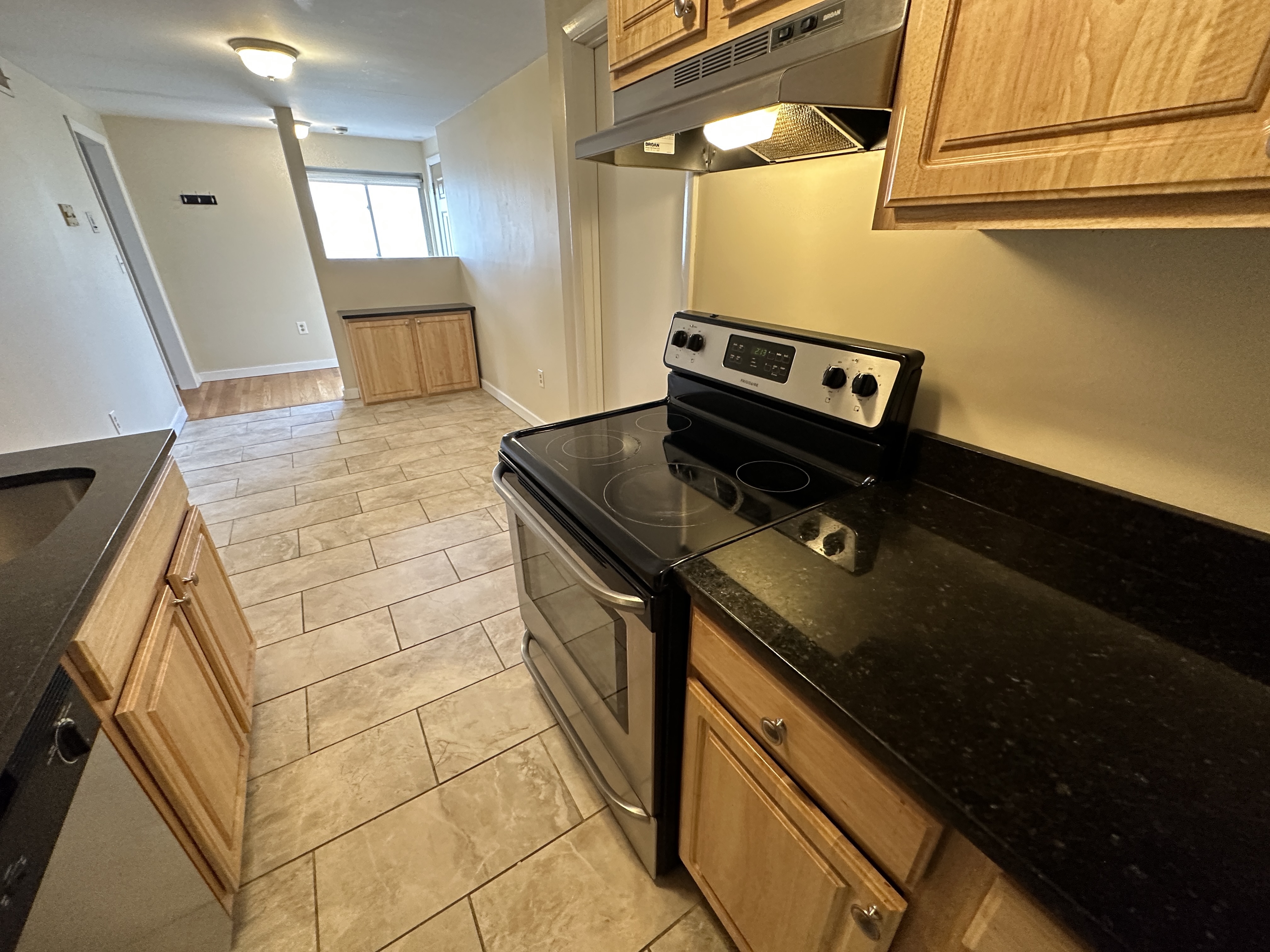 385 Dorchester St, South Boston