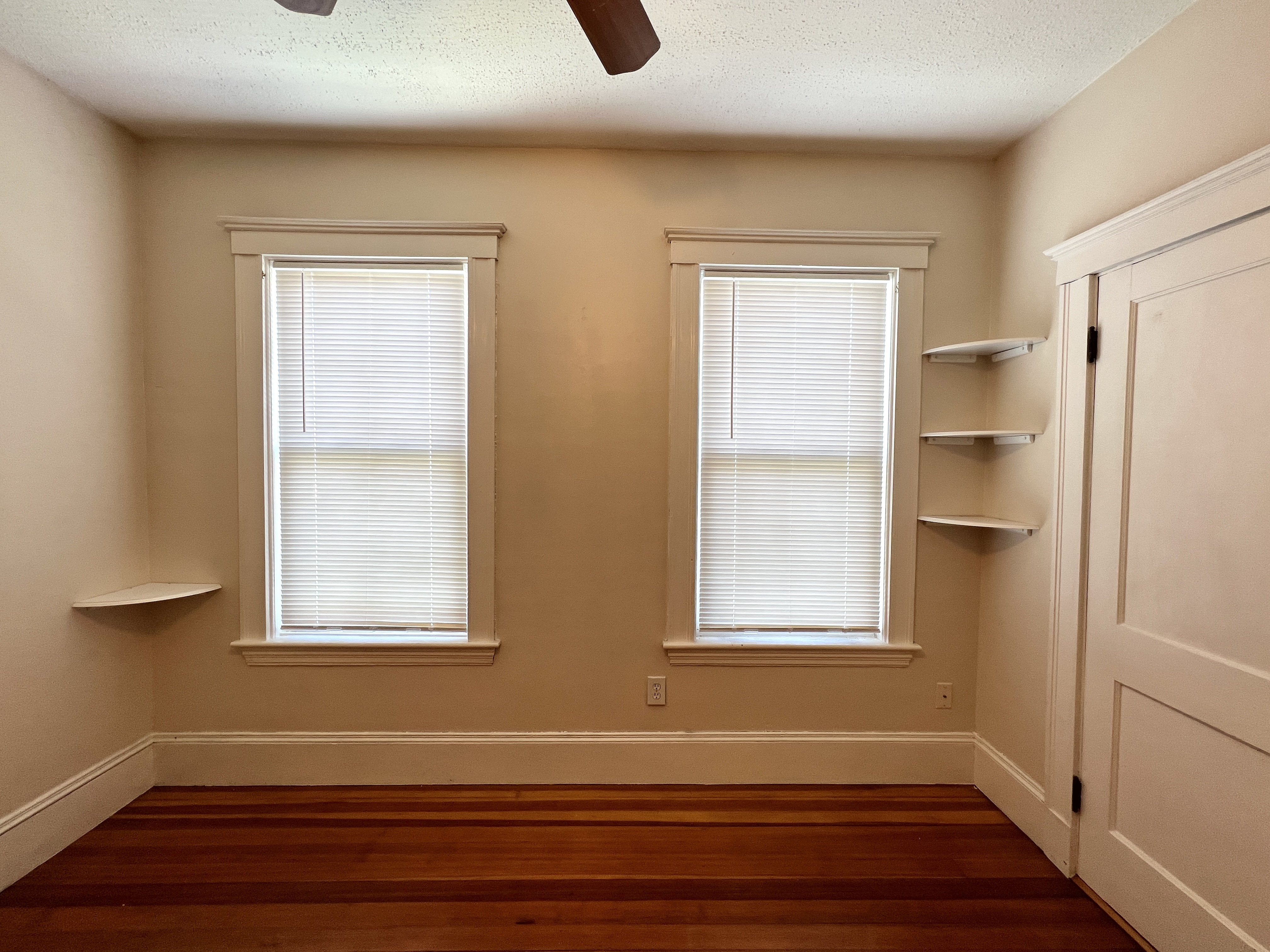 223 Holland St, Teele Square