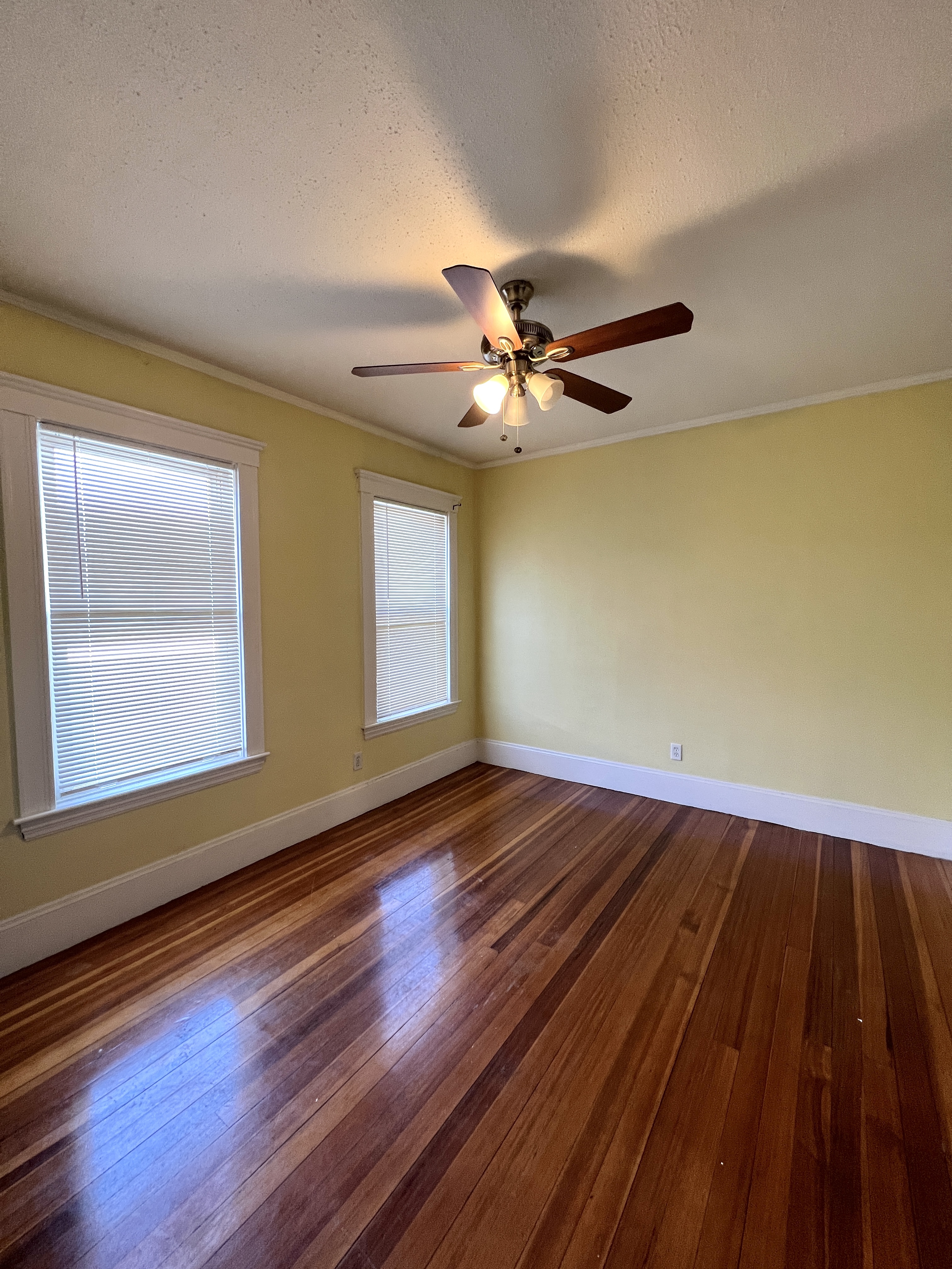 223 Holland St, Teele Square