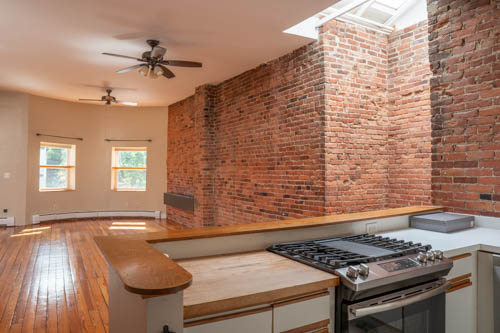 101 Cedar St, Roxbury