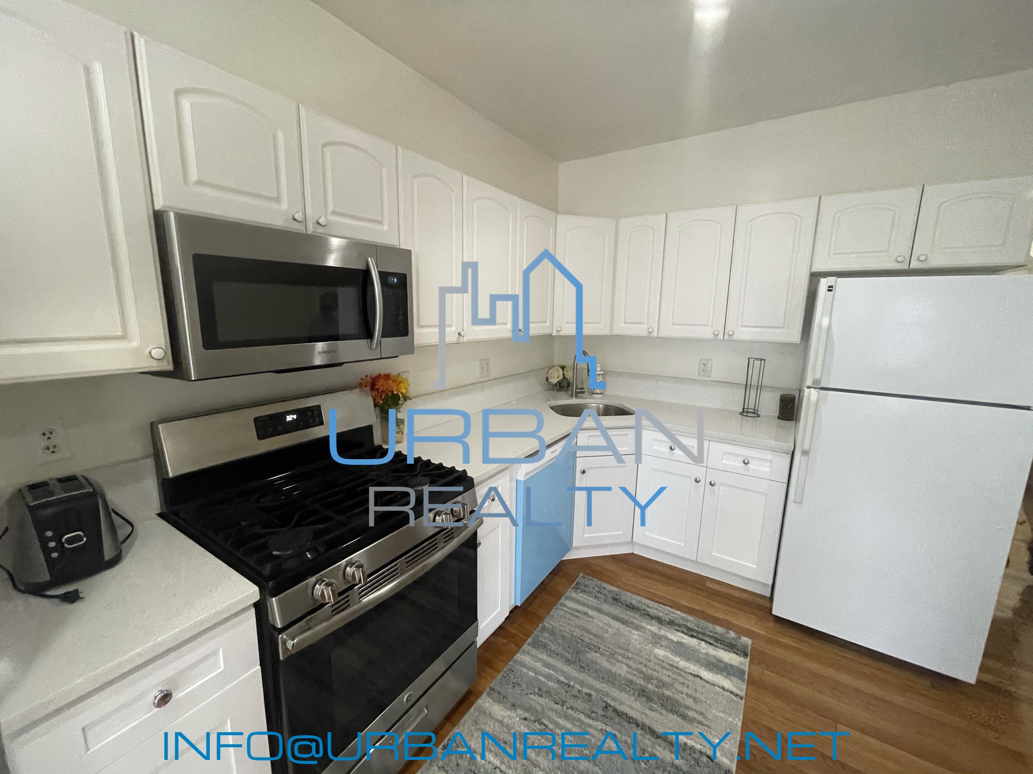 62 Algonquin Rd, Newton