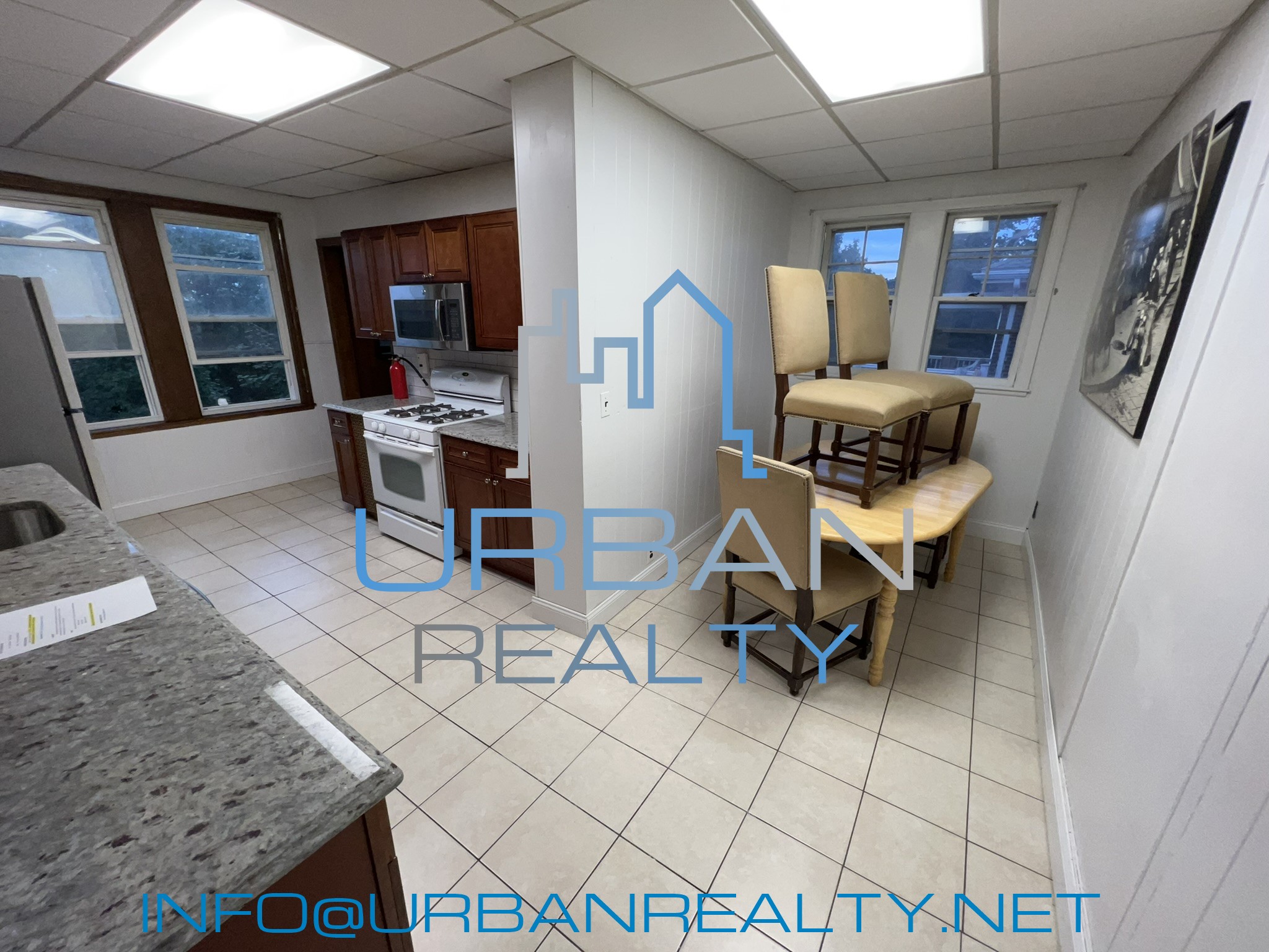 55 Algonquin Rd, Chestnut Hill (Newton)