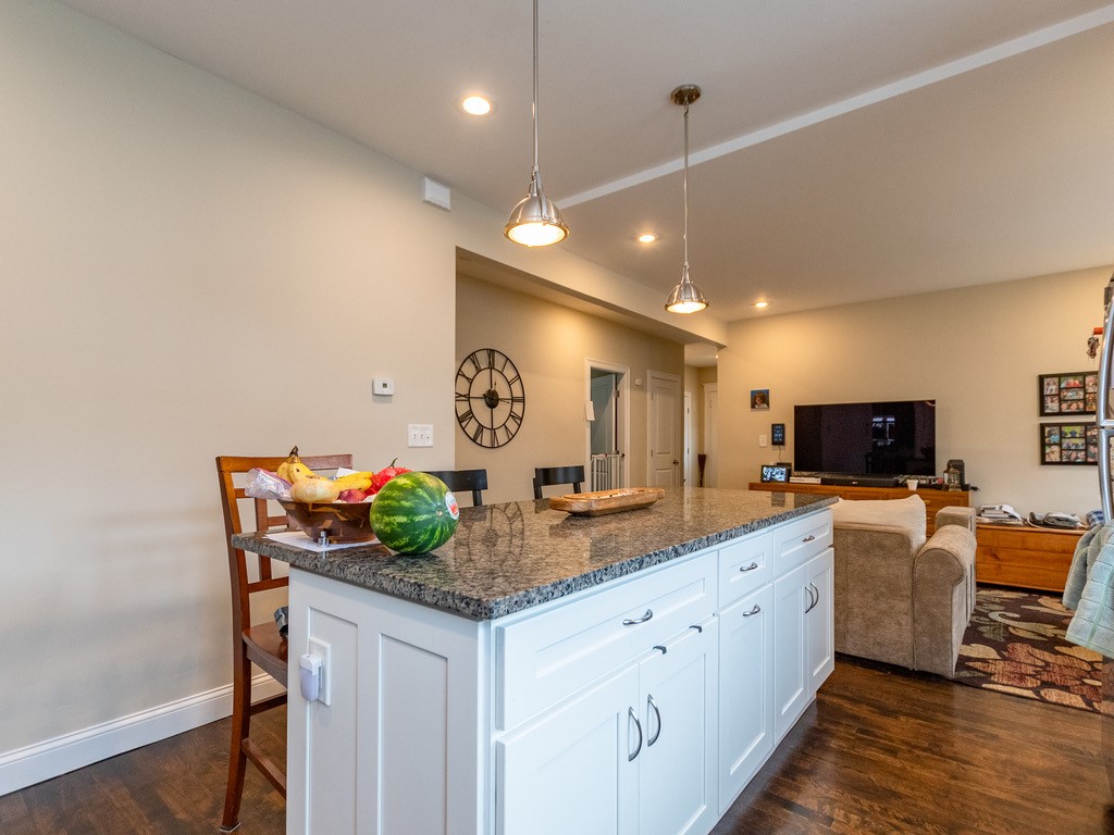 80 Lexington St, Watertown