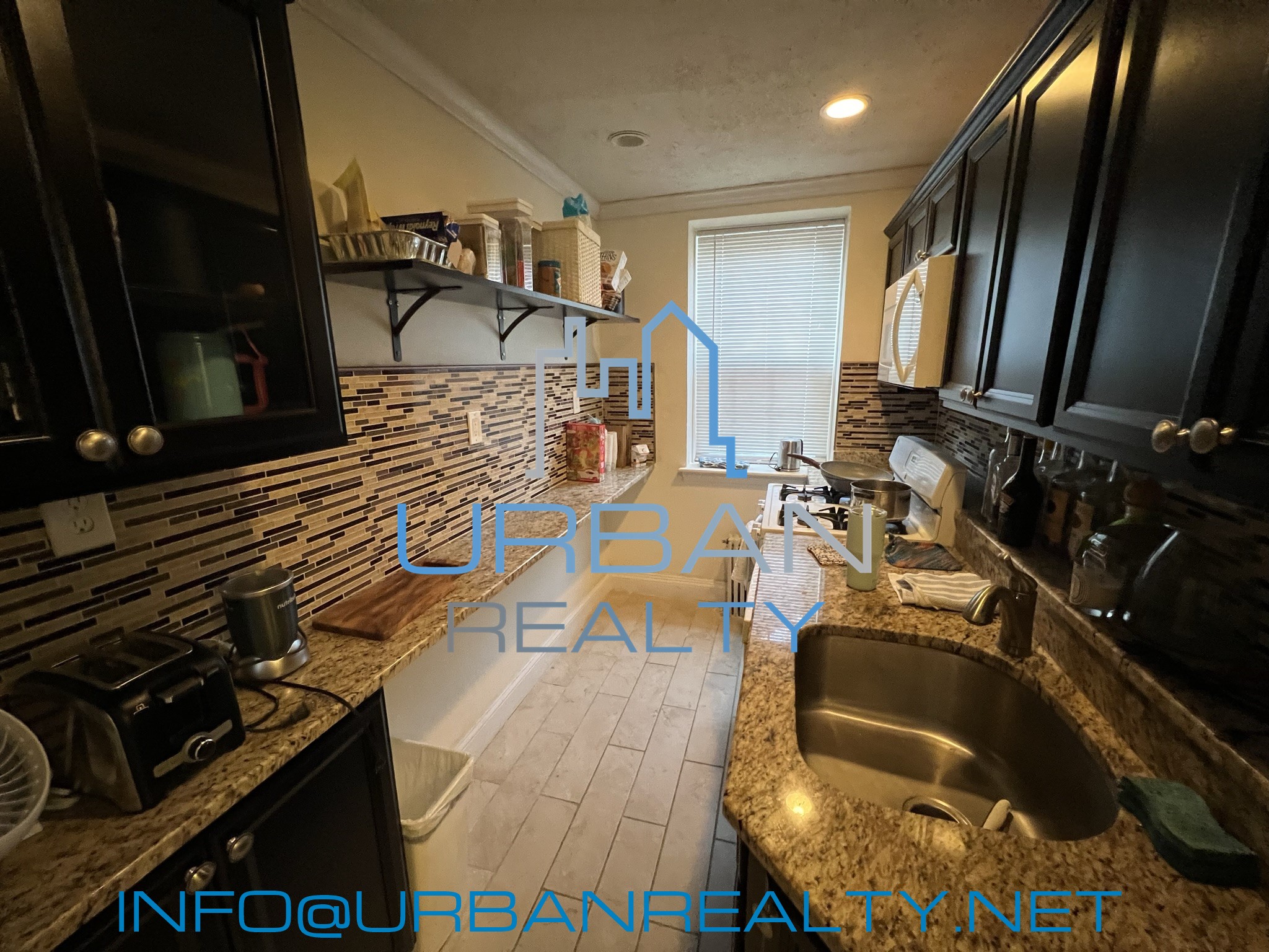 39 Commonwealth Ave, Newton