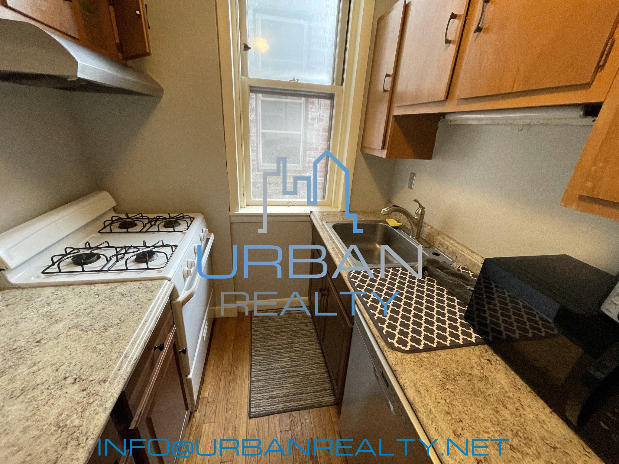 1880 Beacon St, Washington Square