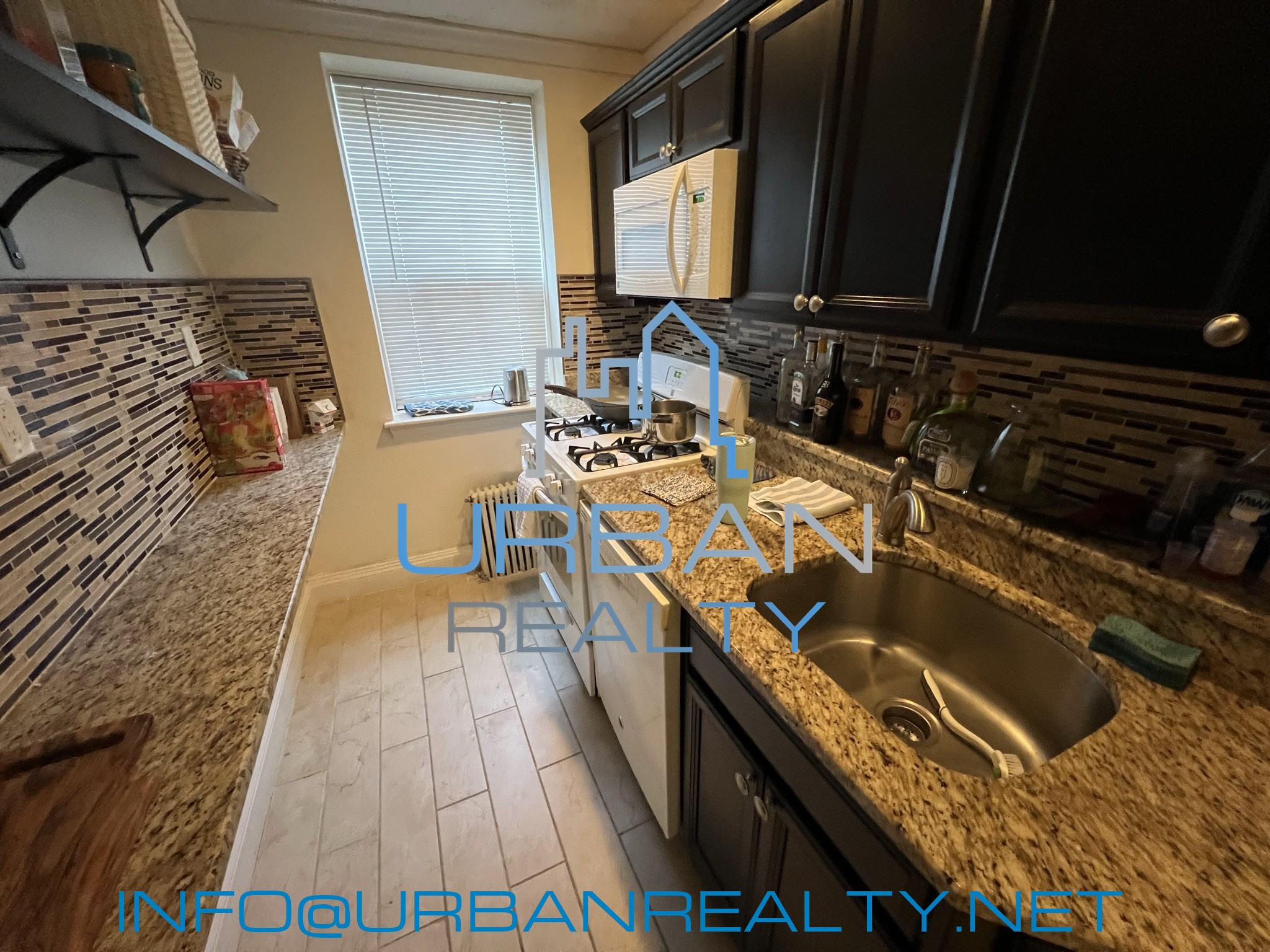 39 Commonwealth Ave, Newton