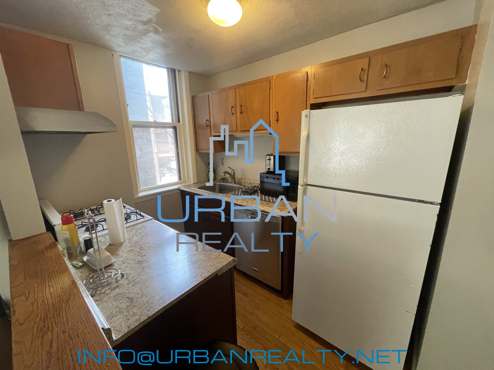 1880 Beacon St, Washington Square