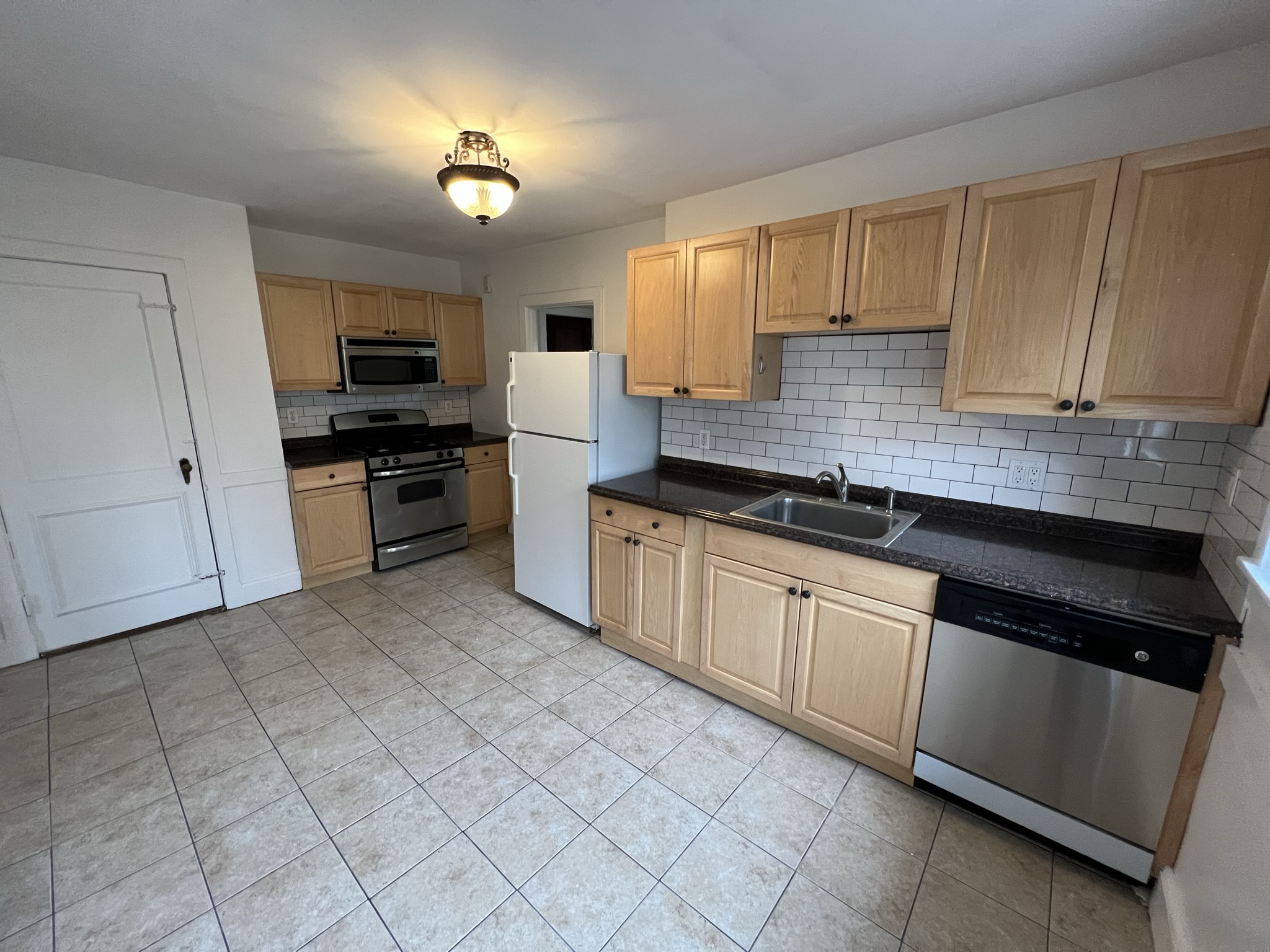 6 Beechcroft St, Brighton