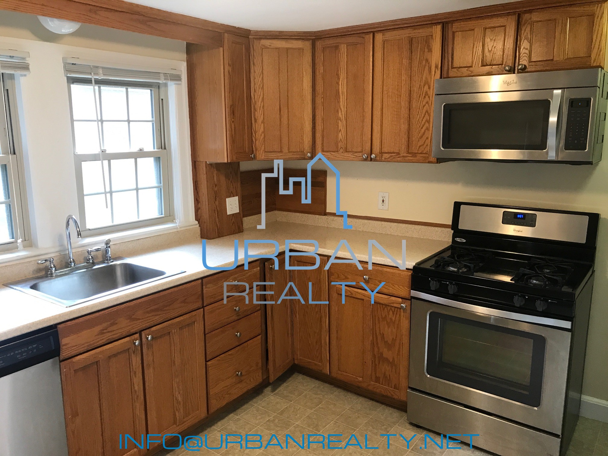 90 Undine Rd, Brighton