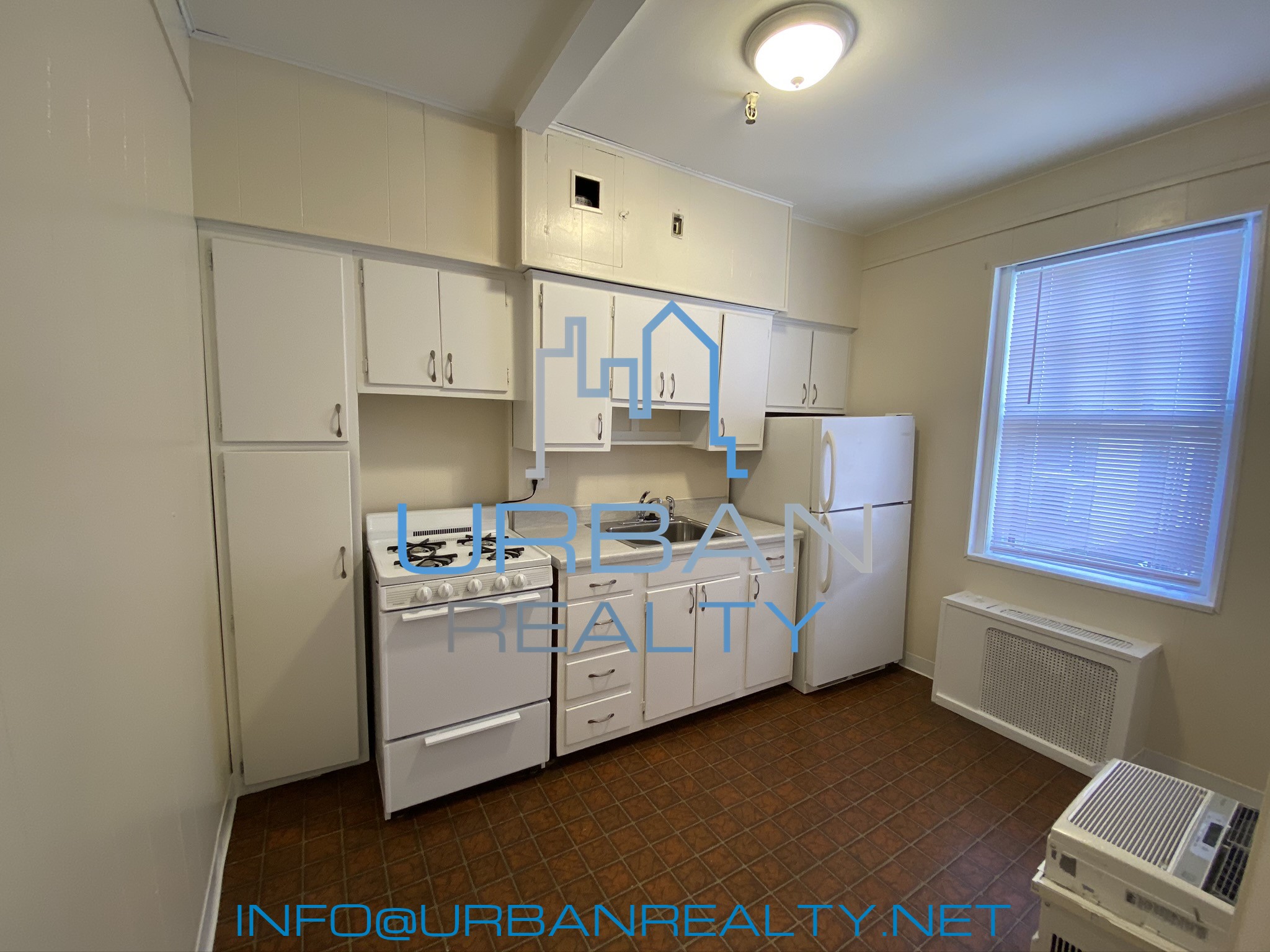 2001 Commonwealth Ave, Brighton