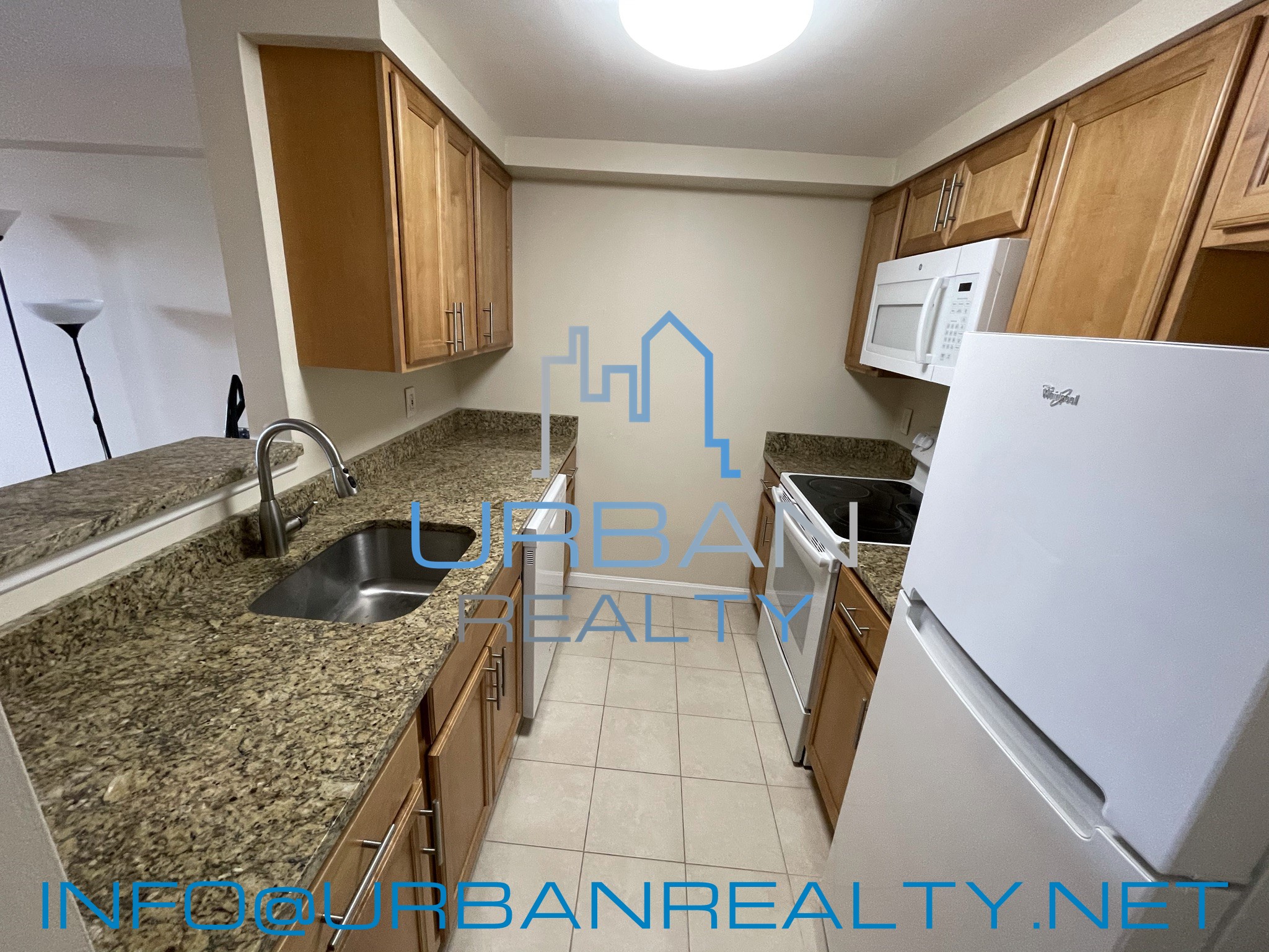 1933 Commonwealth Ave, Brighton