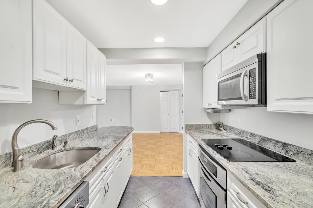 357 Commercial St, North End