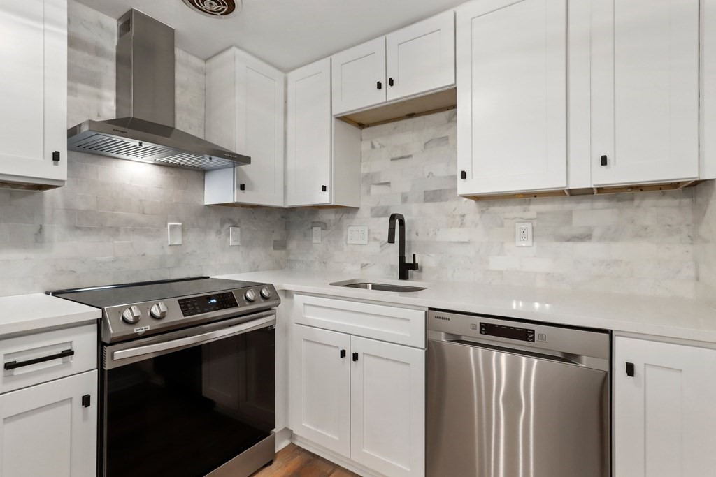 1325 Worcester Rd, Framingham