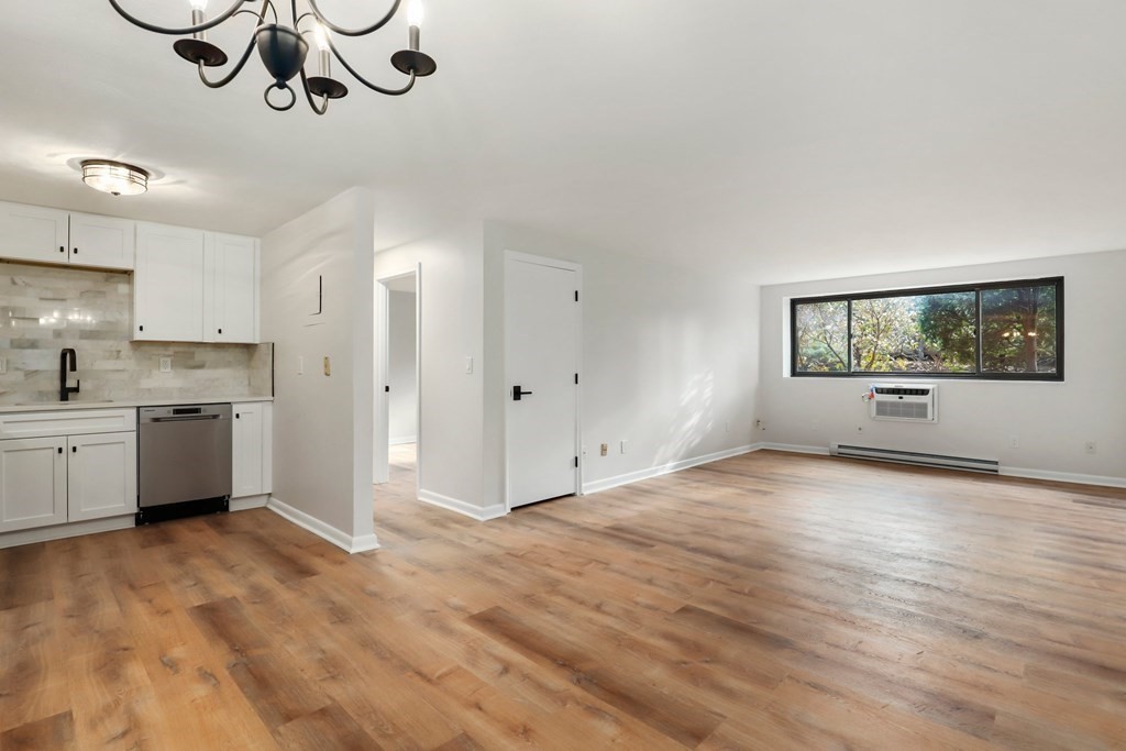 1325 Worcester Rd, Framingham