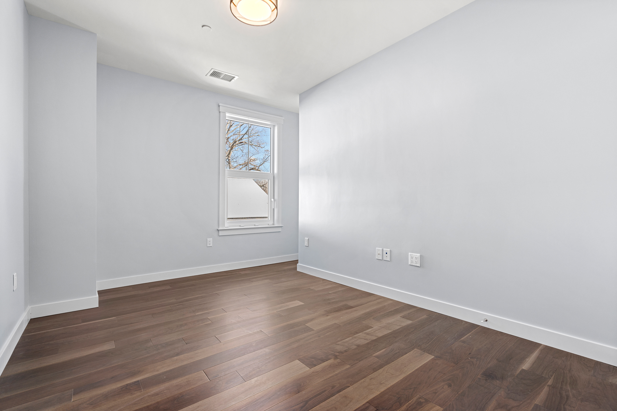 136 Babcock St, Coolidge Corner